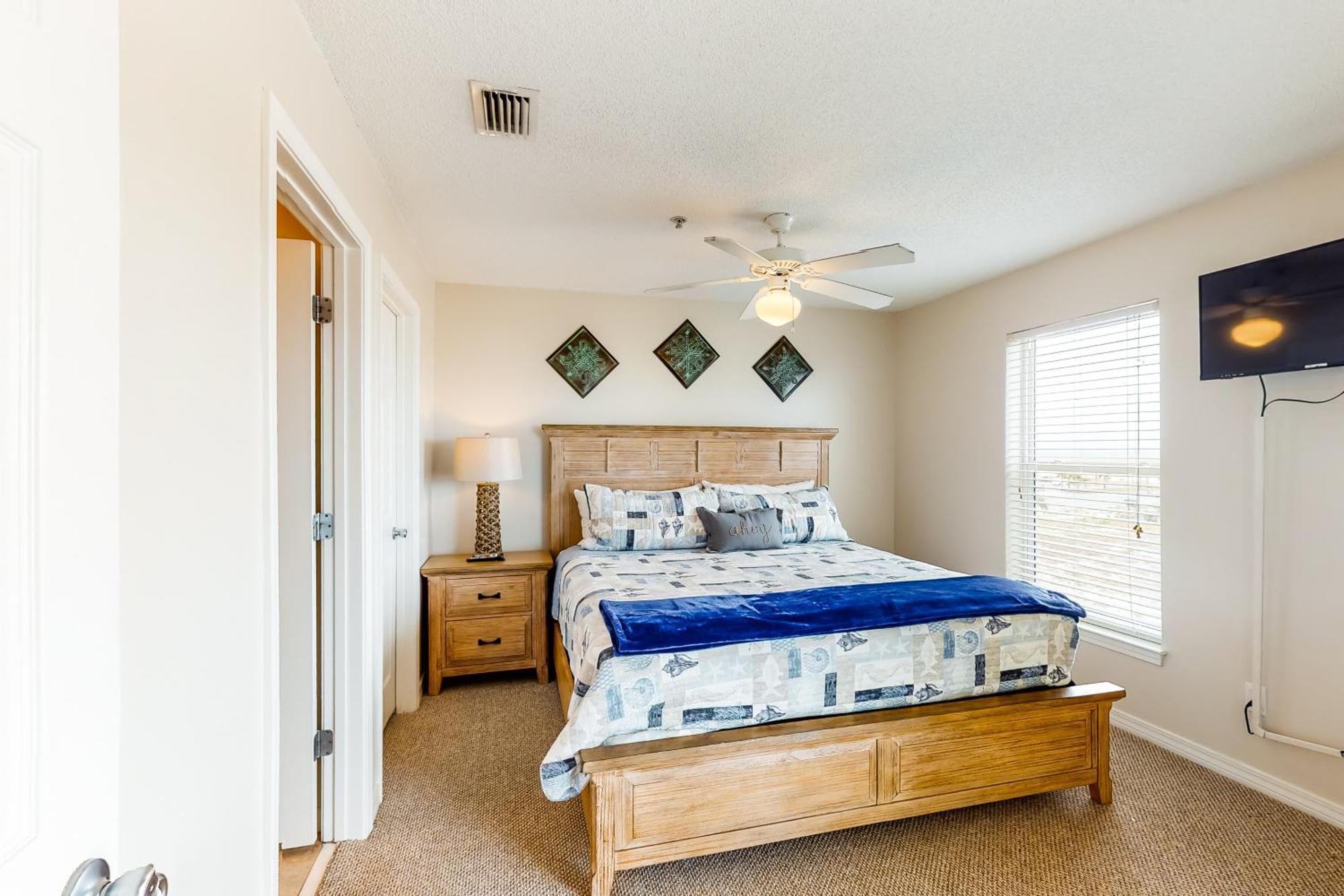 Apartment Gulf Island