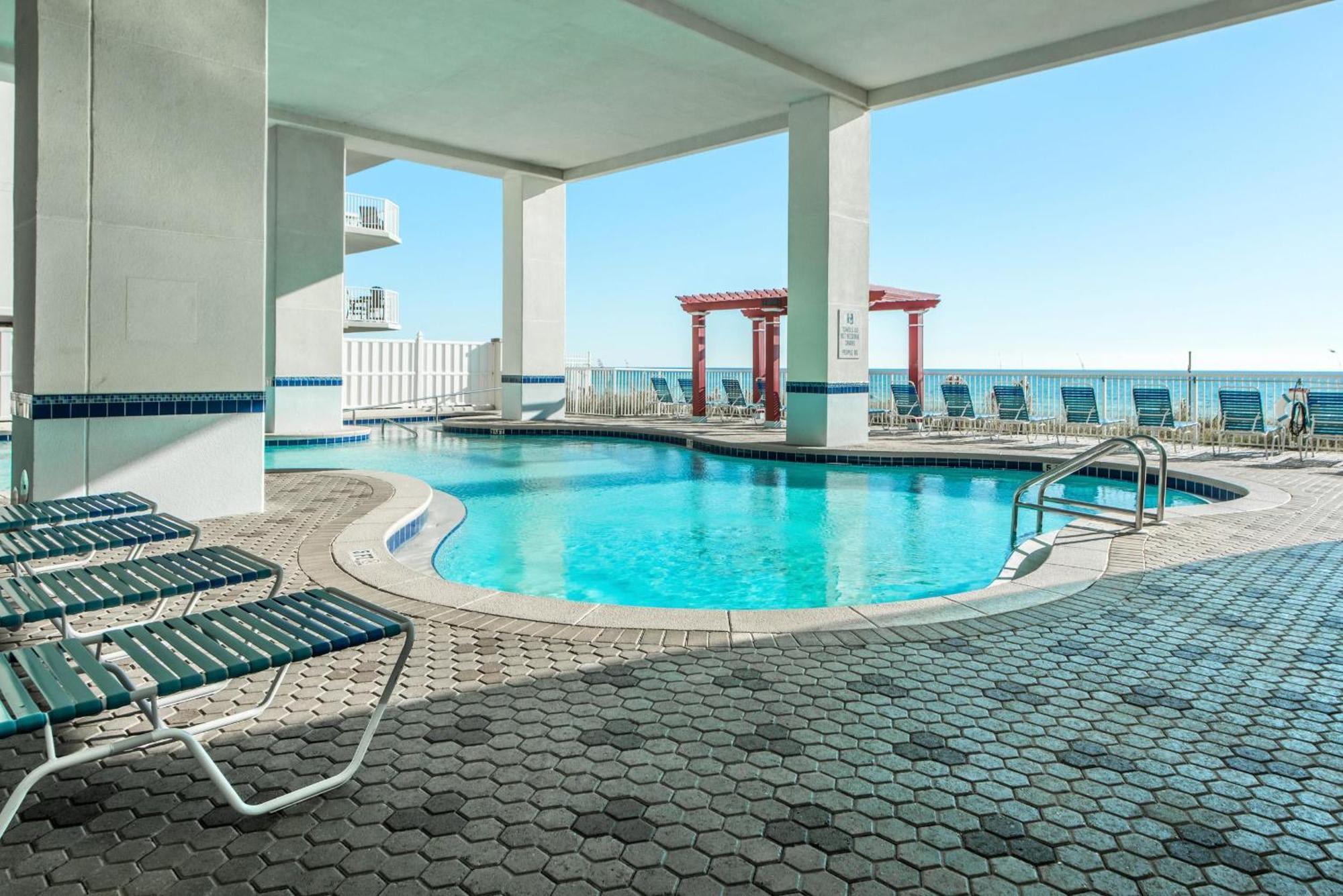 Aparthotel Majestic Beach Towers 1-1404 *