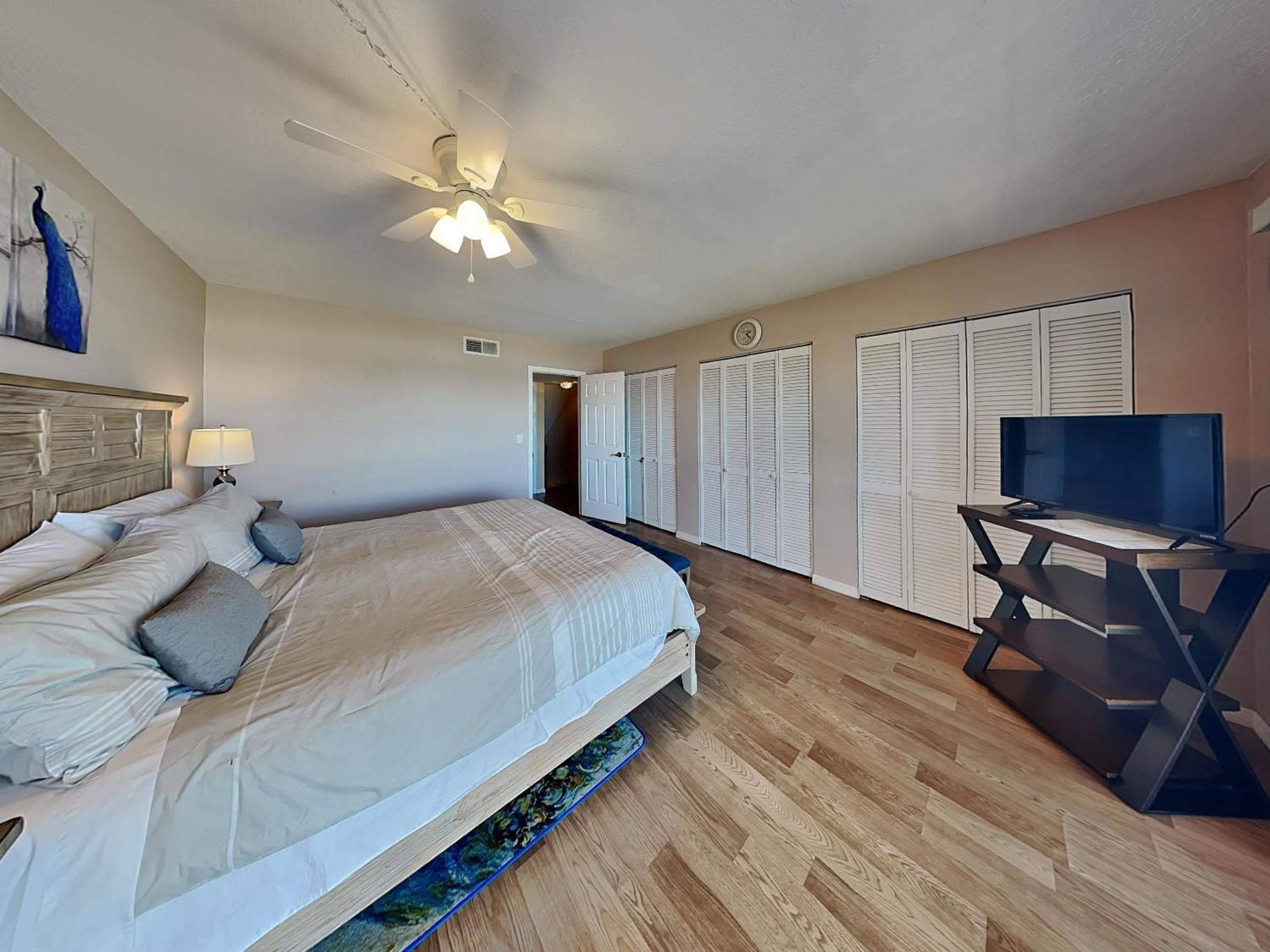 Starboard Light 1 Apartment *
