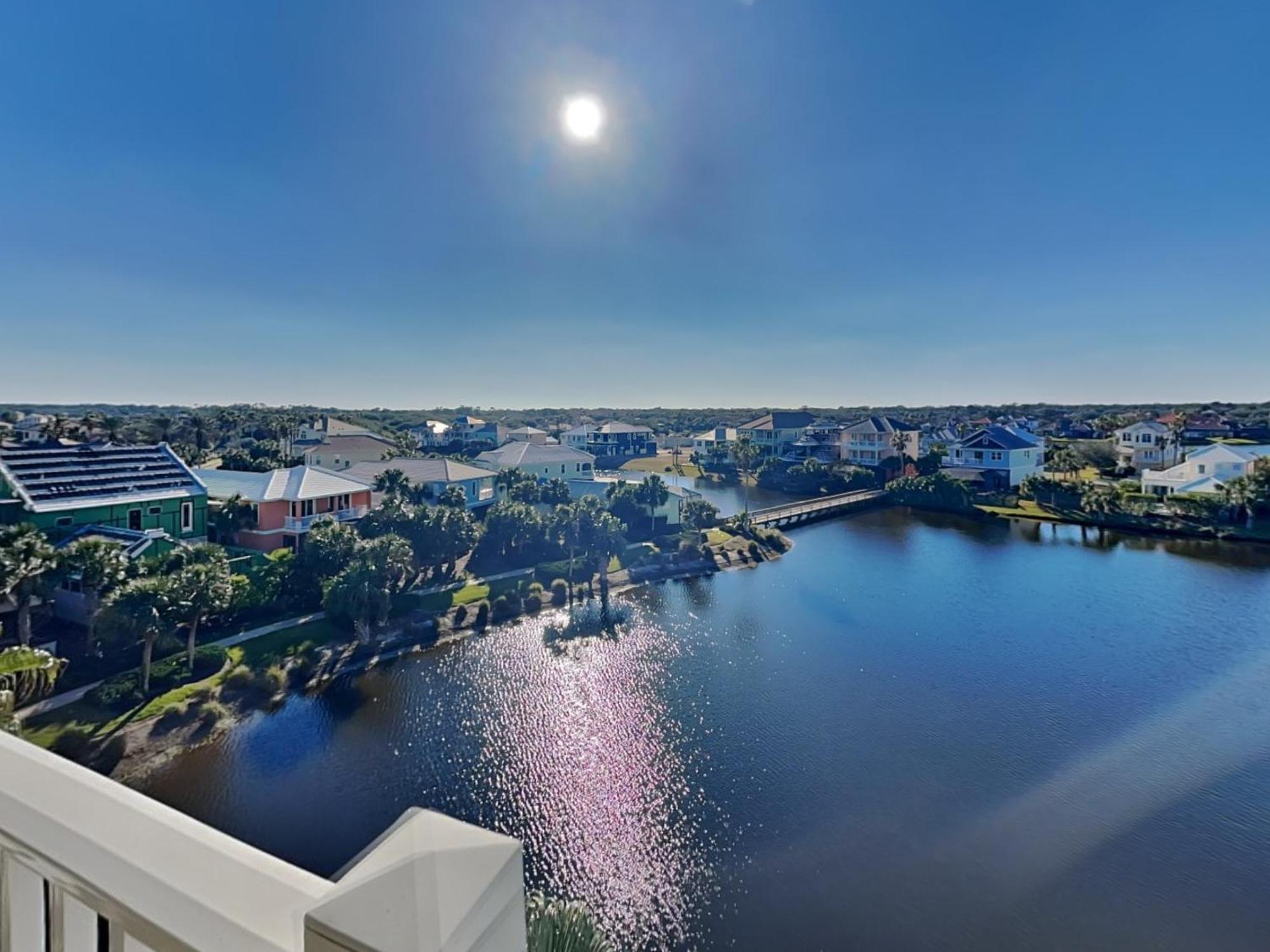 952 Cinnamon Apartment *