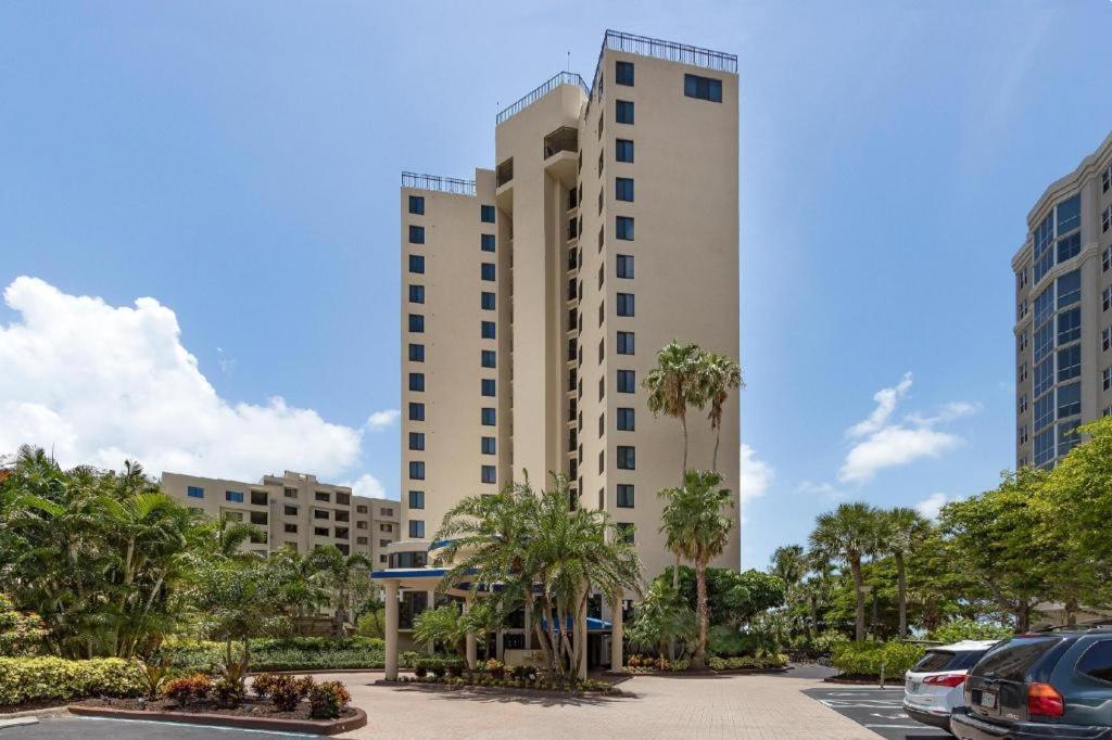 Pointe Estero Resort
