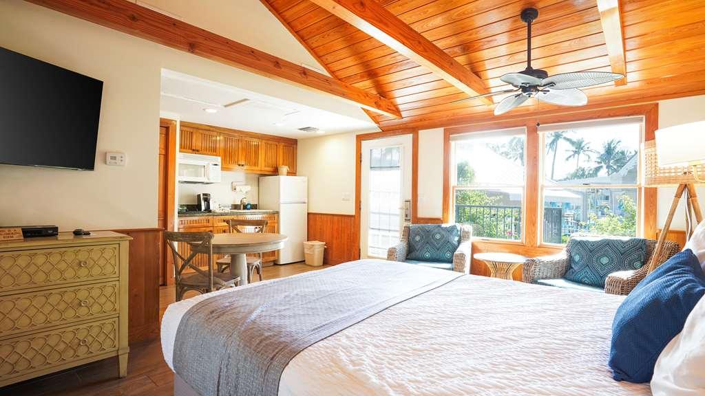 Tween Waters Island & Resort 3*