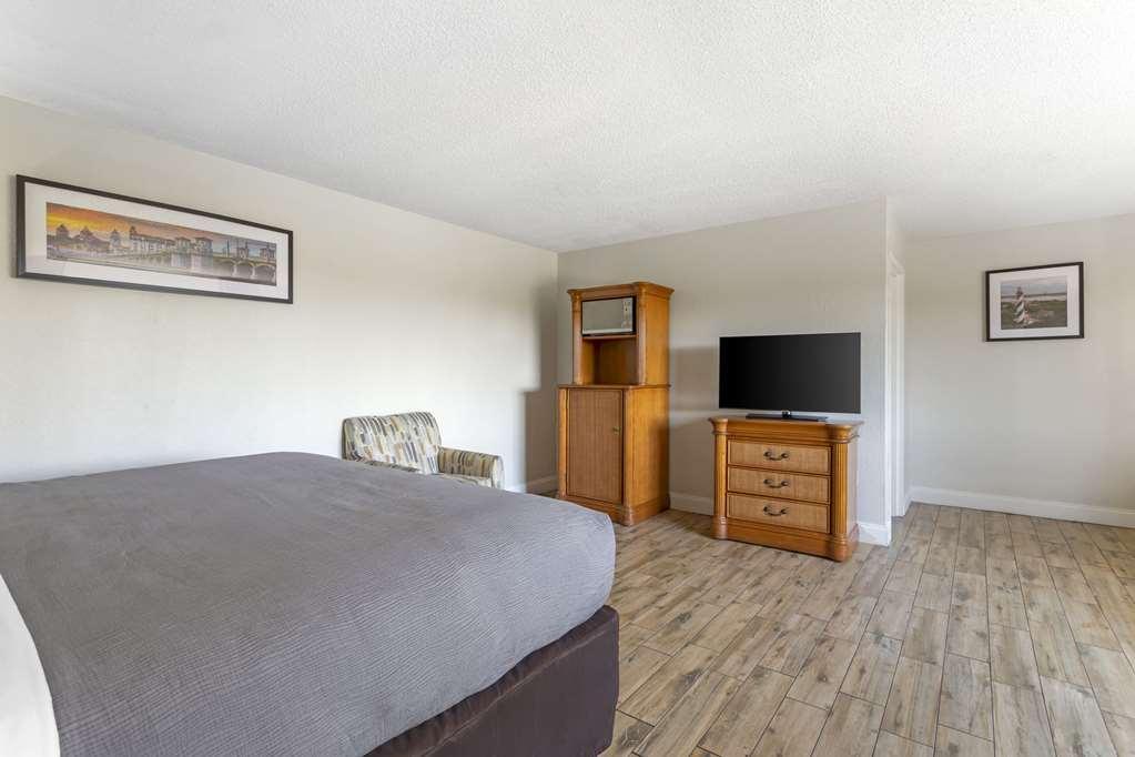 Quality & St Augustine Area Hotel