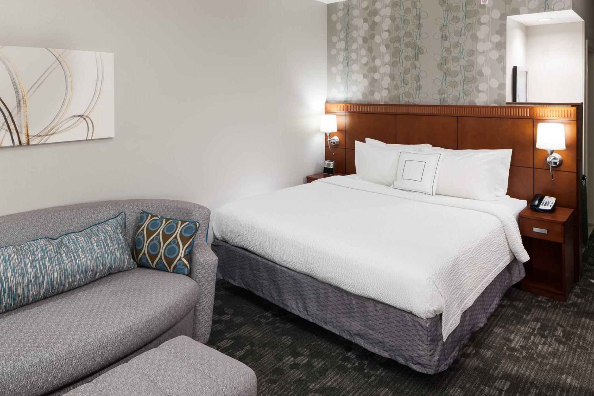 Courtyard By Marriott Miami At Dolphin Mall Sweetwater