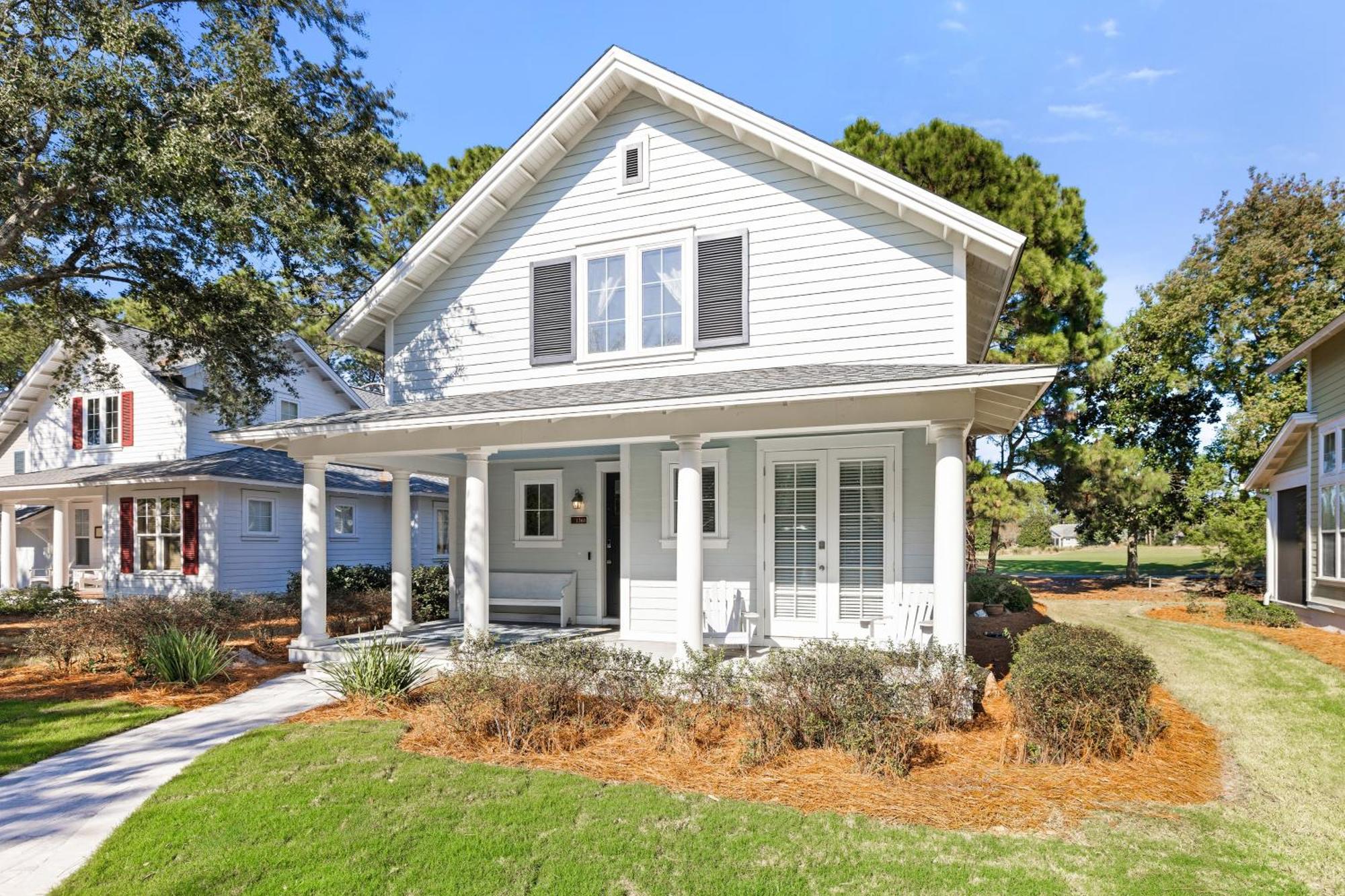 1366 Laurel Grove Holiday home *
