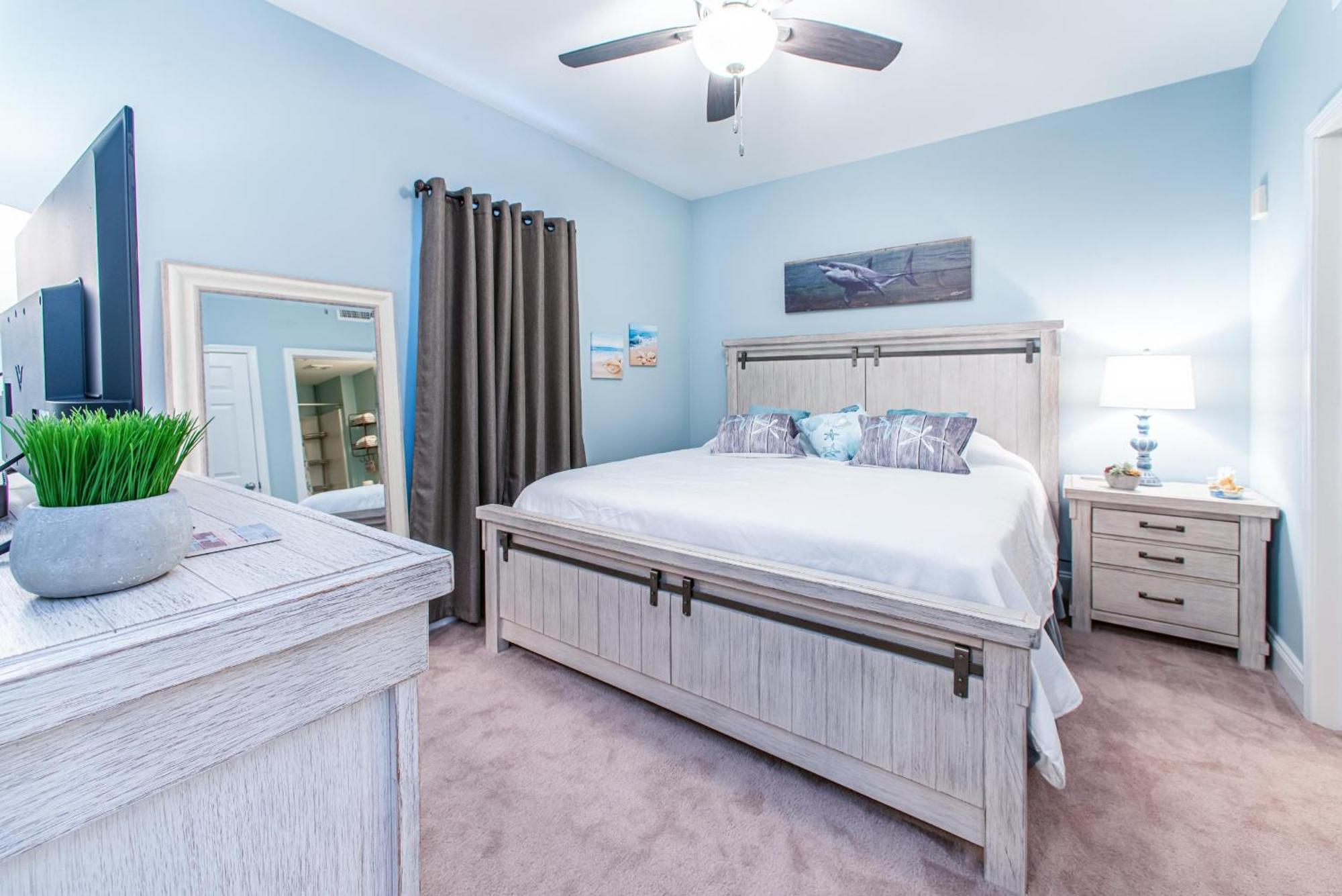 Apartment Laketown Wharf 1403