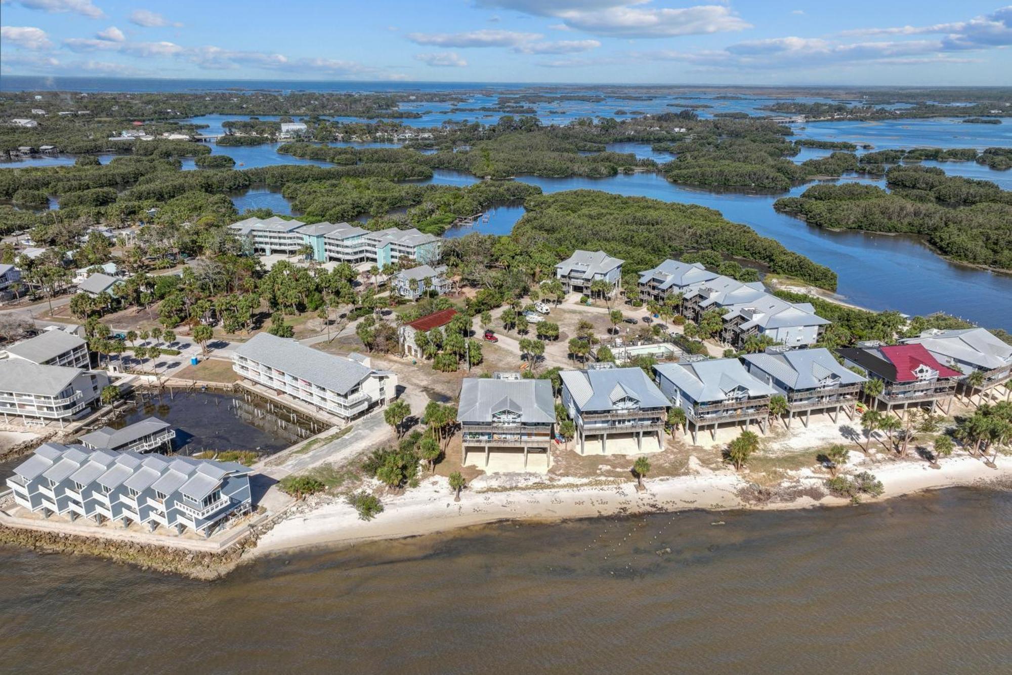 Charming Direct Access Cedar Key