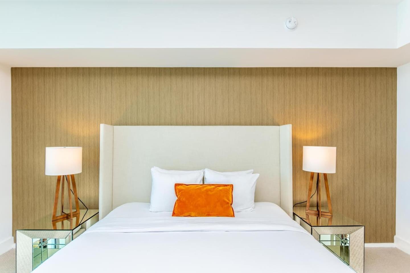 Amazing At Lyfe & Residences *