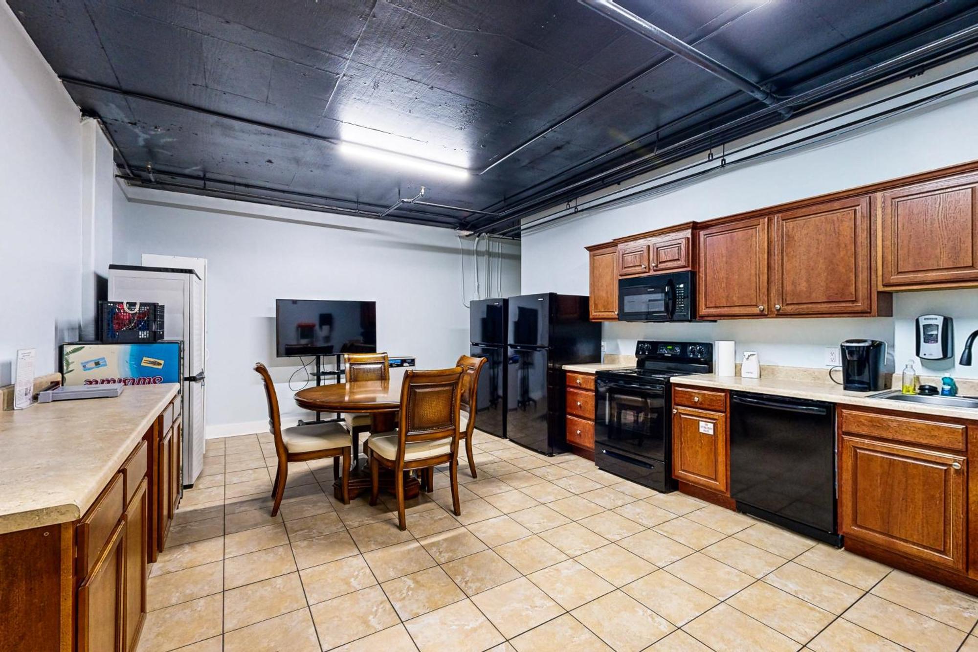 Islander W 304 Hotel