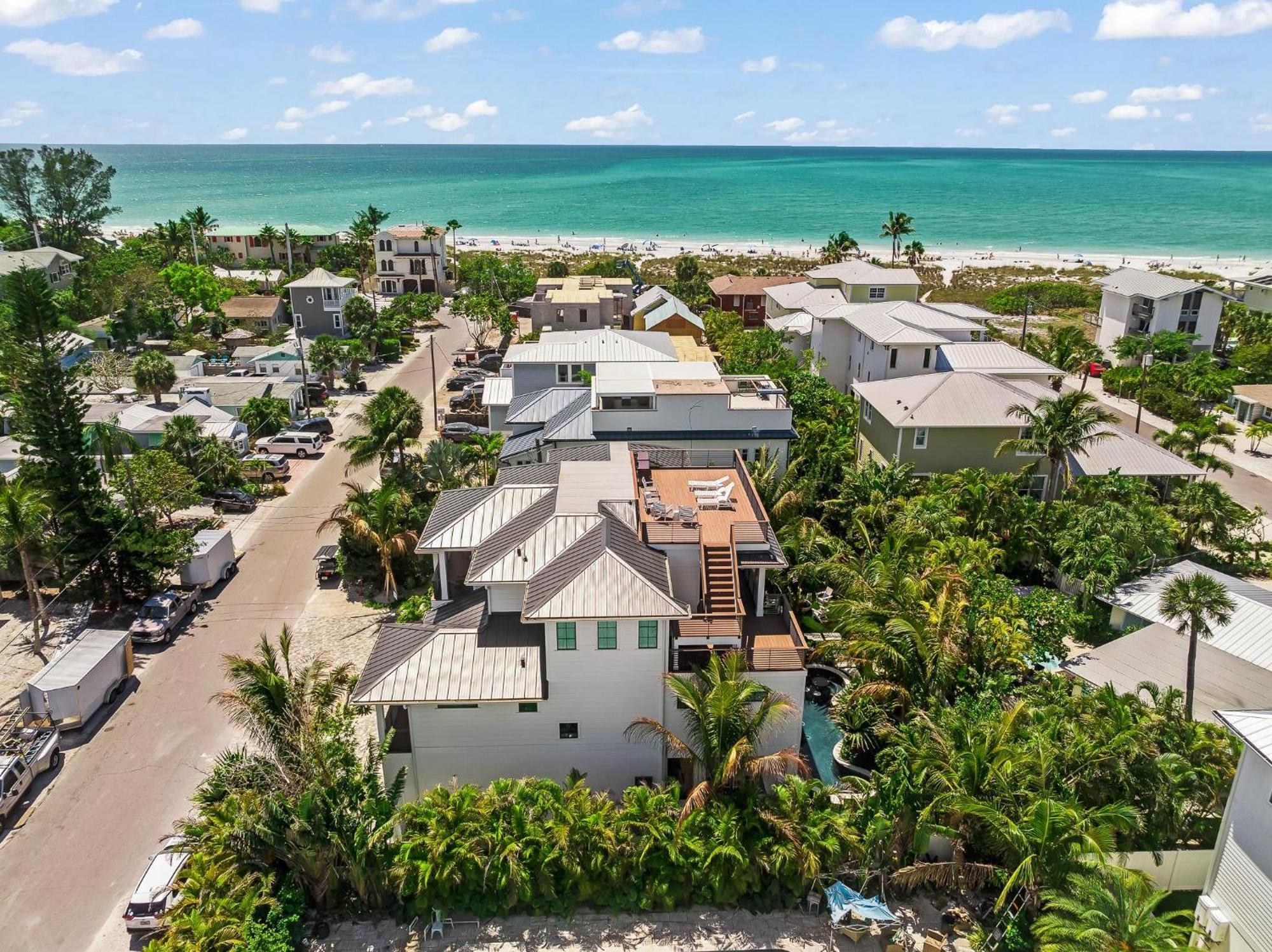 Fine And Sandy Anna Maria