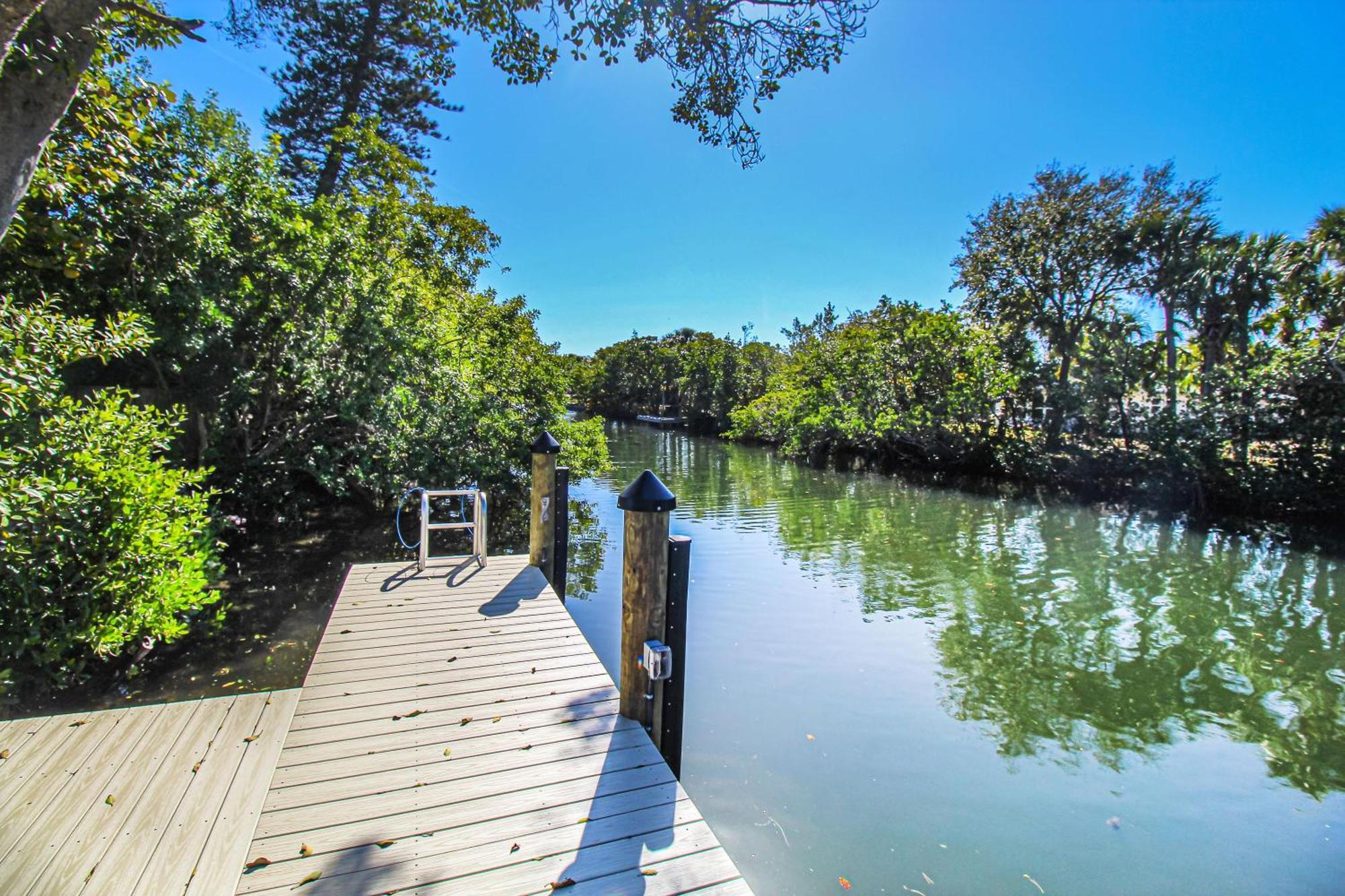 Dockside Paradise Anna Maria