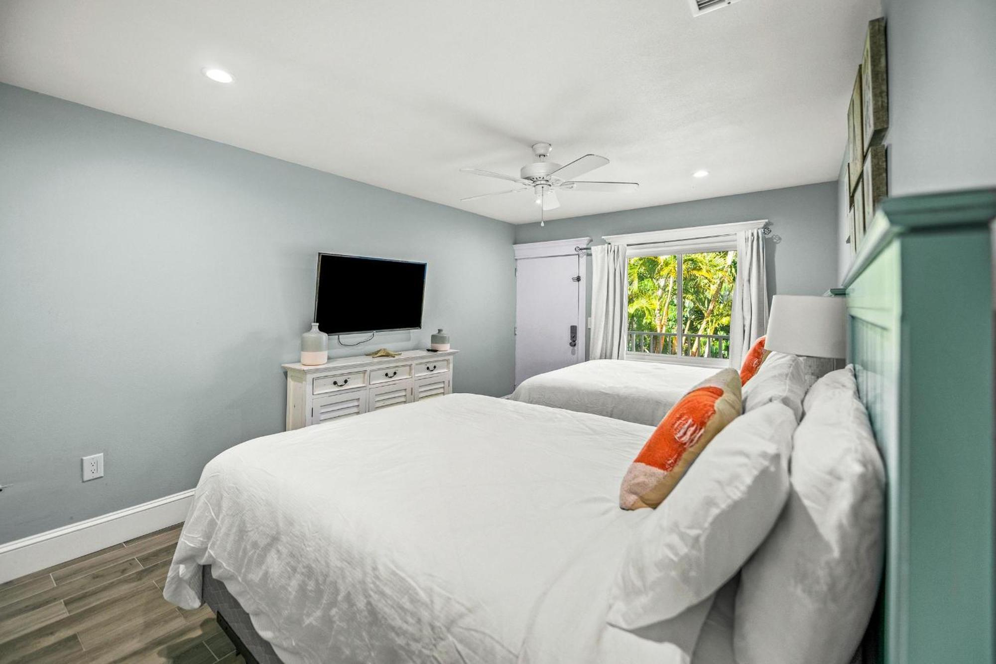 Holiday home Coconuts Gulf View #117 Holmes Beach