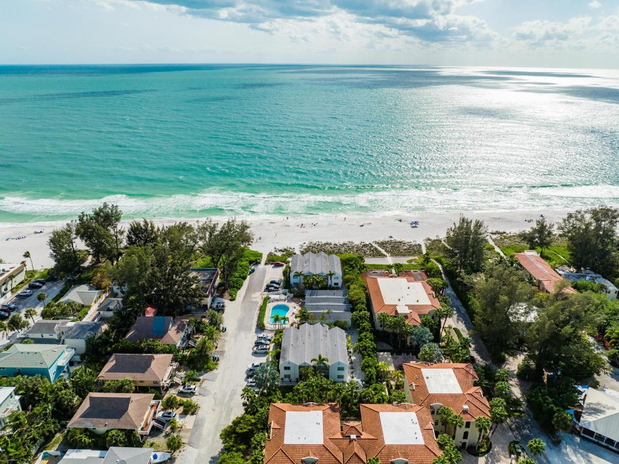 Coconuts Gulf View #117 Holiday home Holmes Beach