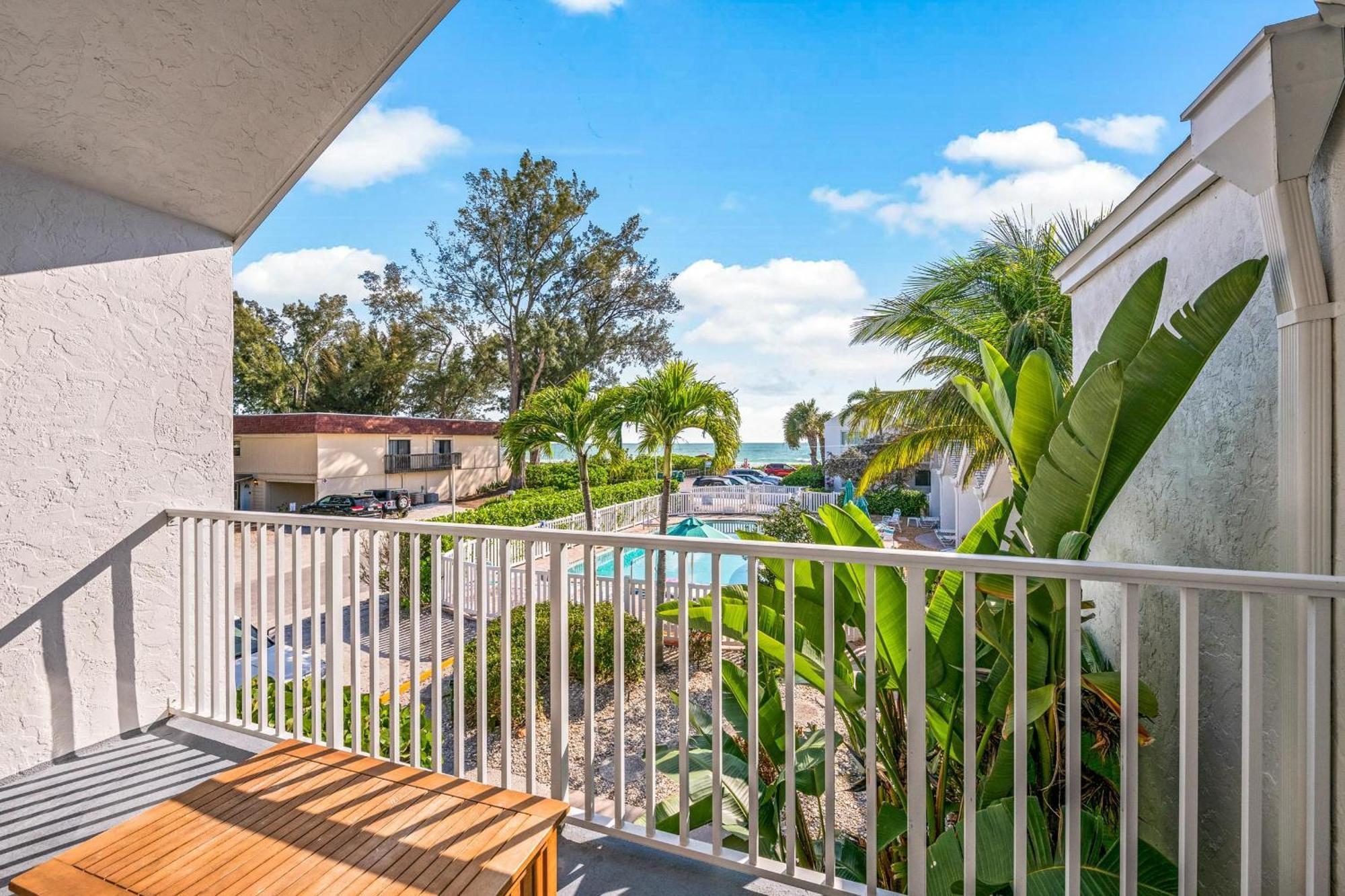 Holiday home Coconuts Gulf View #117 Holmes Beach