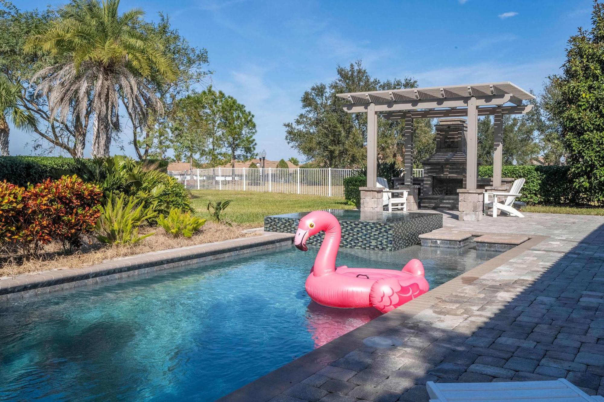 Villa Luxurious 4bd Private Pool & At Champions Gate 9021 Davenport