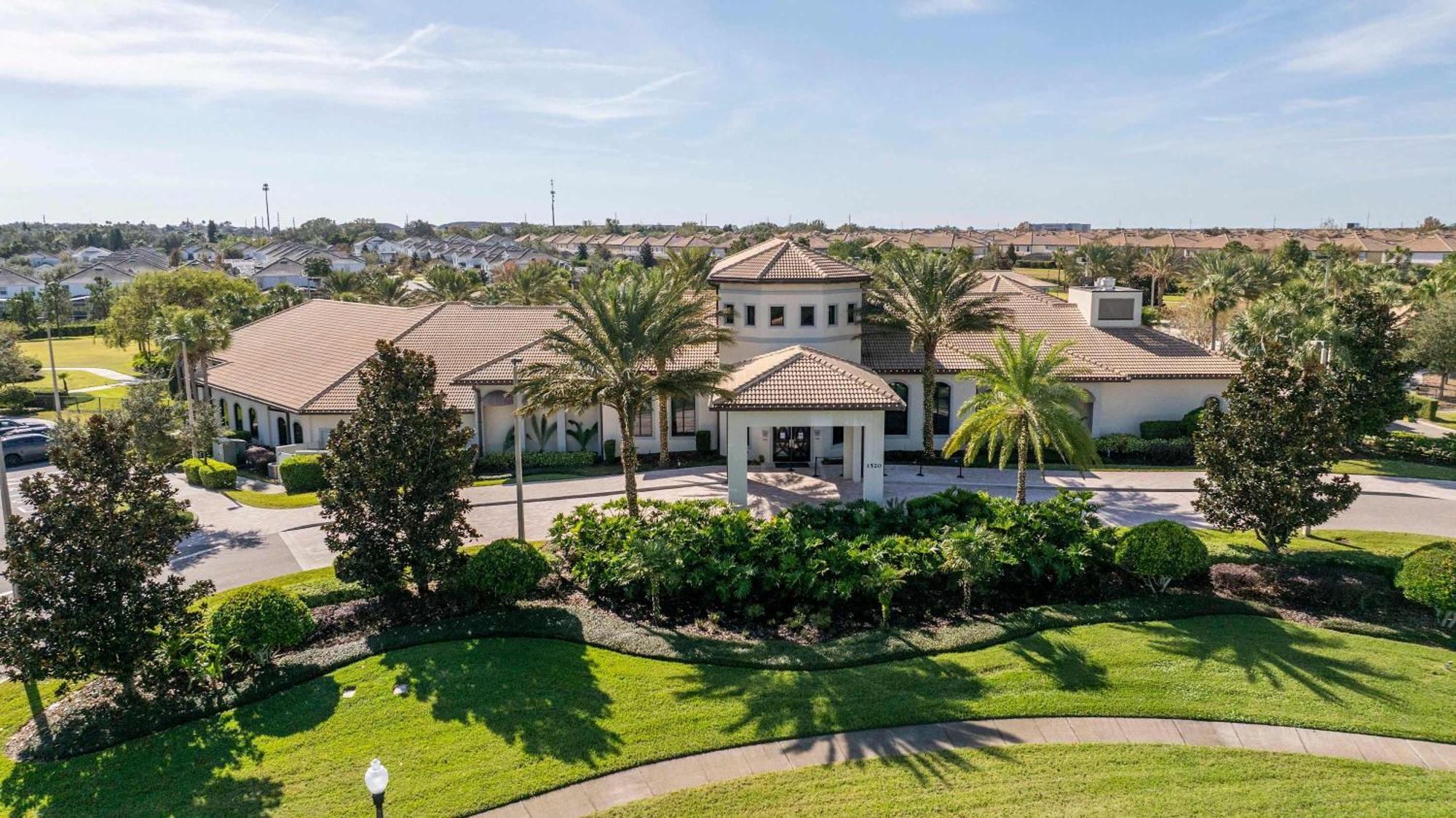 Luxurious 4bd Private Pool & At Champions Gate 9021
