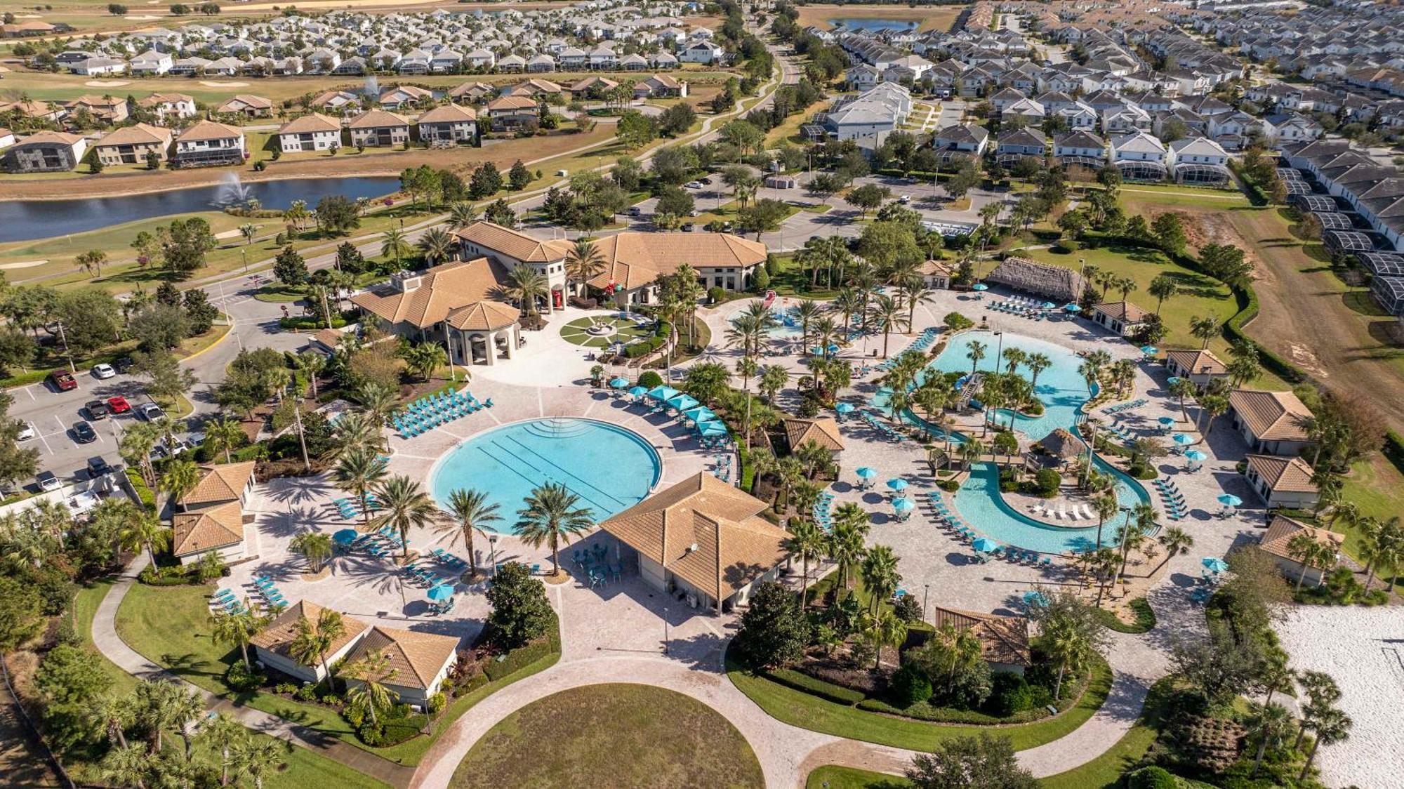 Villa Luxurious 4bd Private Pool & At Champions Gate 9021 Davenport