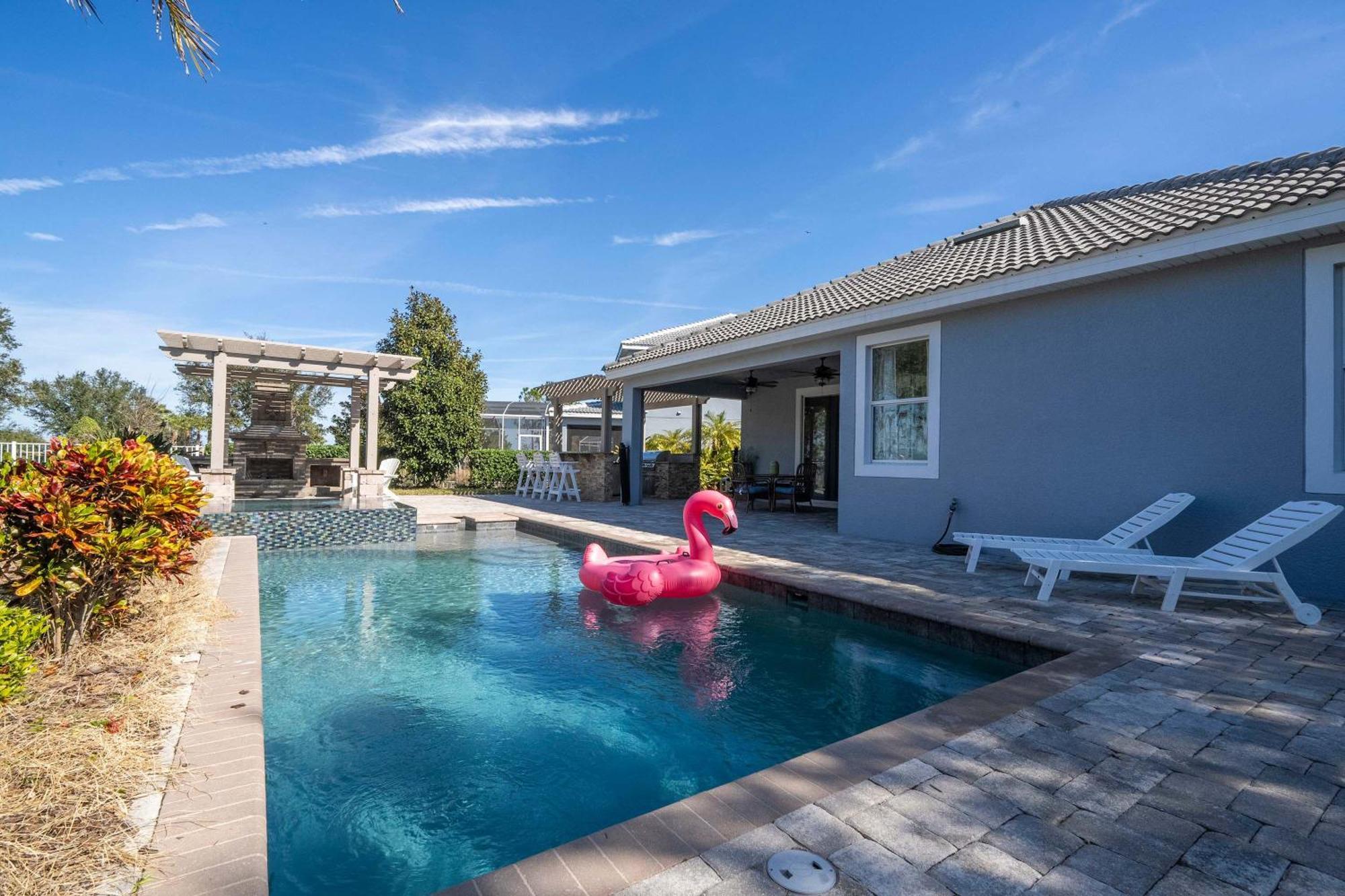 Villa Luxurious 4bd Private Pool & At Champions Gate 9021 Davenport