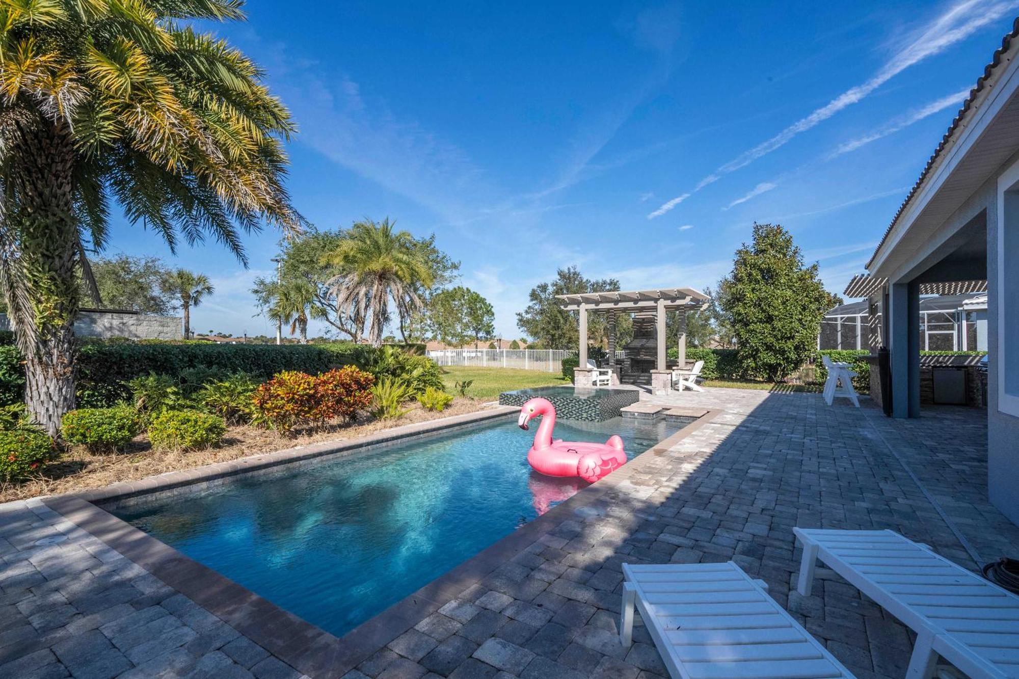 Luxurious 4bd Private Pool & At Champions Gate 9021 *