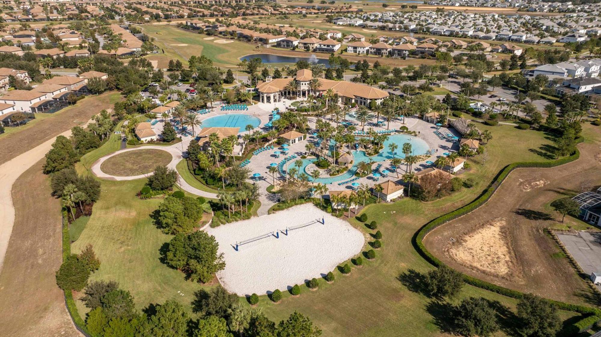 Luxurious 4bd Private Pool & At Champions Gate 9021 Villa