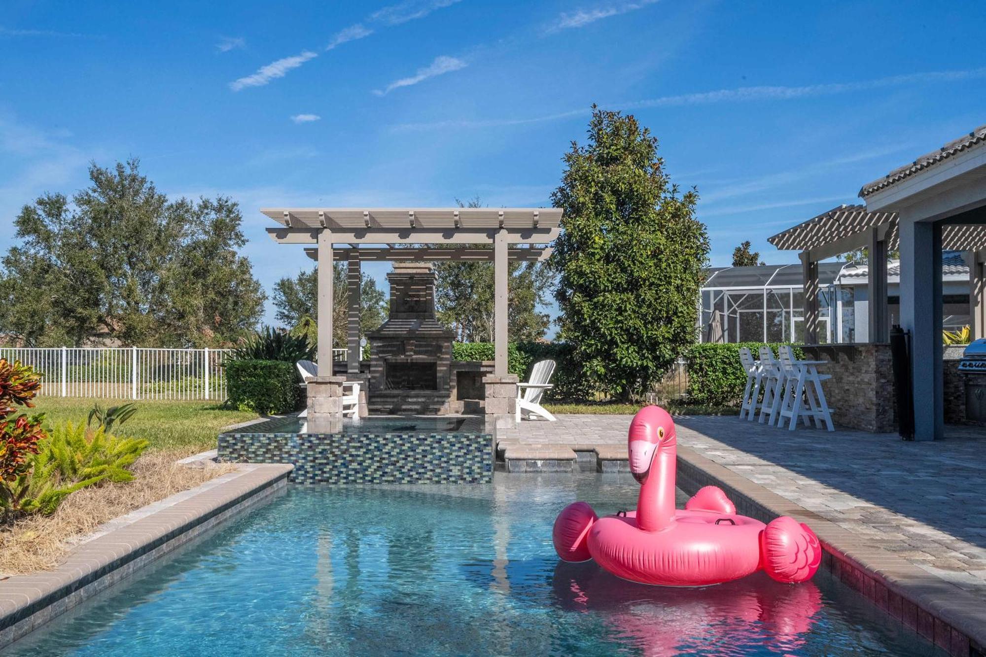 Luxurious 4bd Private Pool & At Champions Gate 9021 Villa