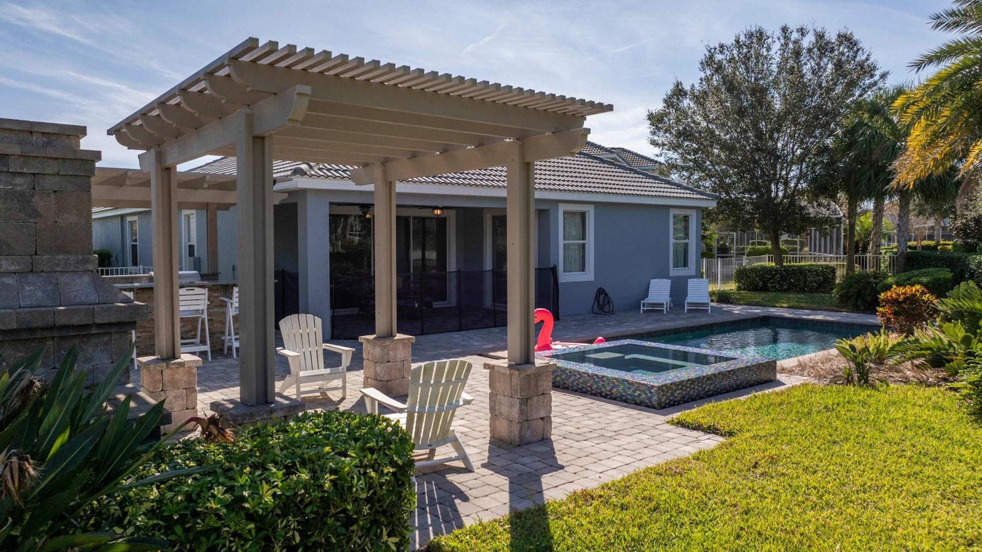 Villa Luxurious 4bd Private Pool & At Champions Gate 9021 Davenport