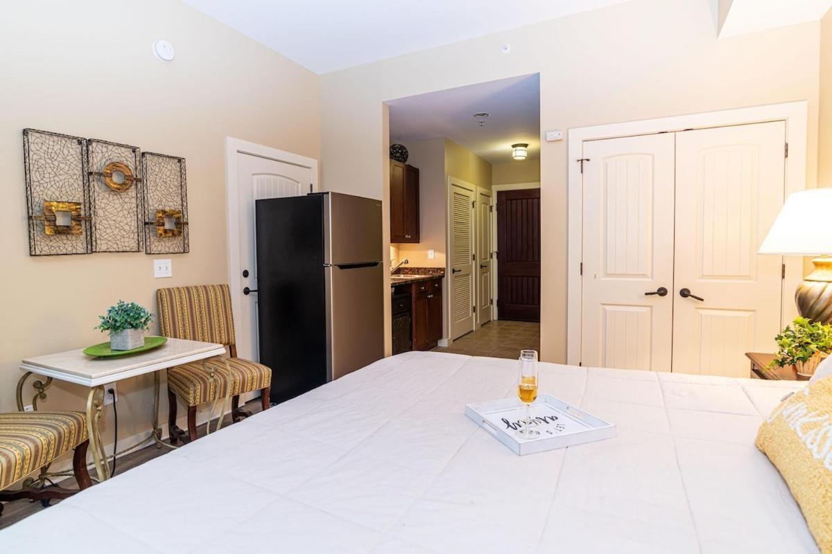 Holiday home Spacious W Kitchenette-pool-hot Tub 6309lp