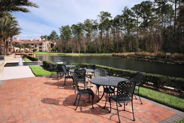 Luxury Couples Getaway W Dual Shower 6308p1 St. Augustine