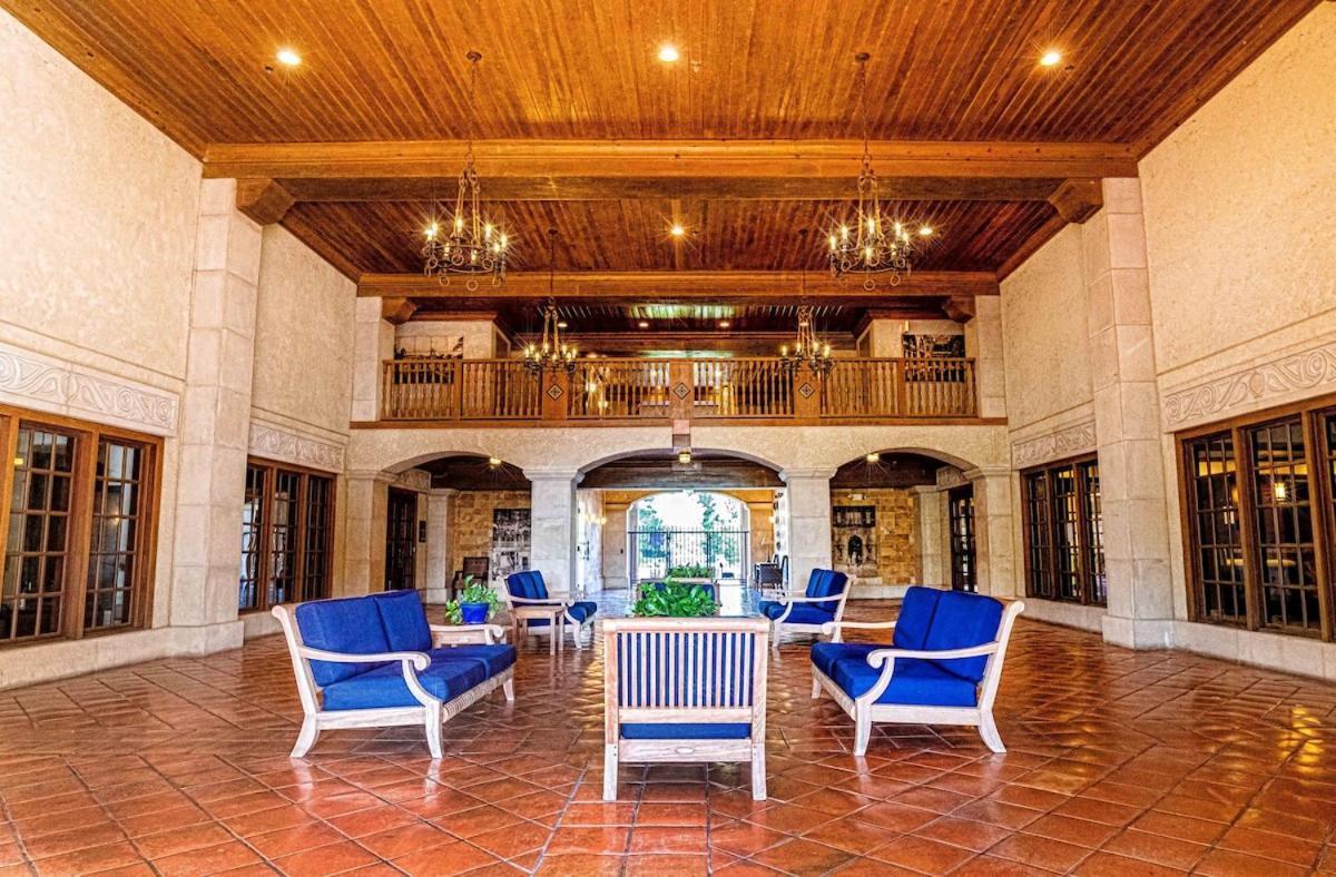 Luxury Couples Getaway W Dual Shower 6308p1 St. Augustine