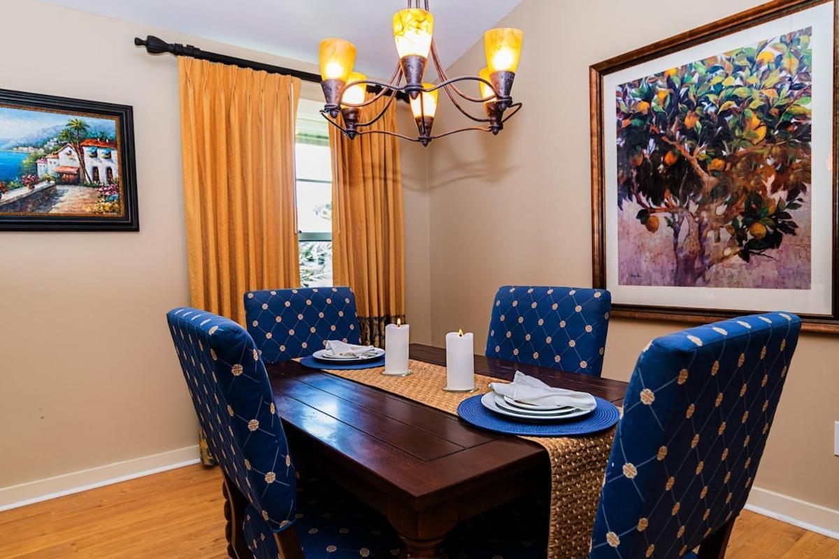 5322-1p Floor 1 Bedroom Overlooks Pool Courtyard - Holiday home *
