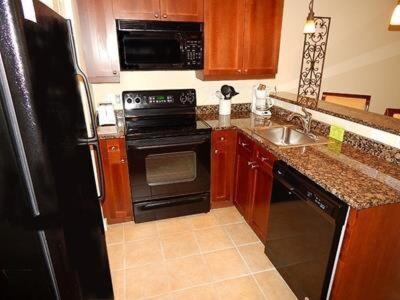 5319-s Cozy Retreat-balcony-grand Pool & Hot Tub