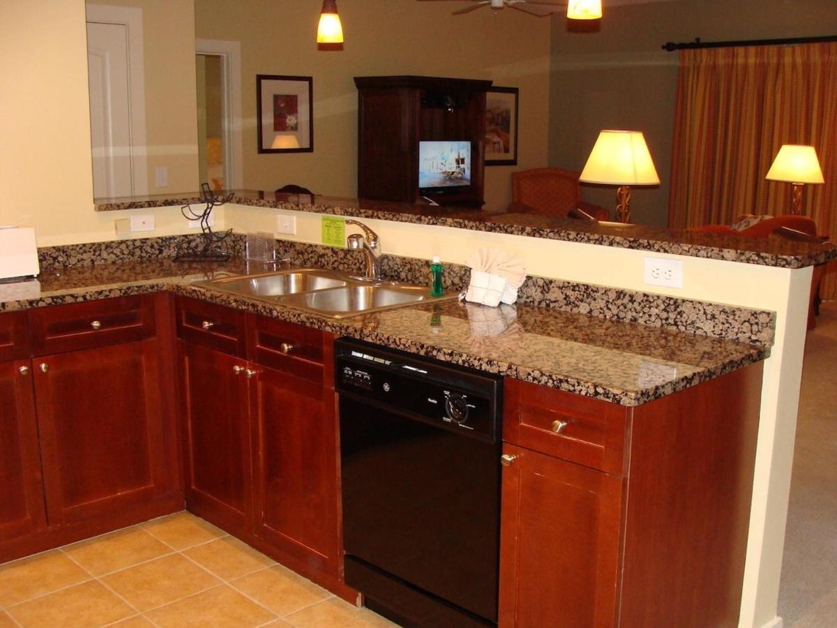 Holiday home 4106-1 Cozy Ground Floor 1 Bedroom With Fenced Patio