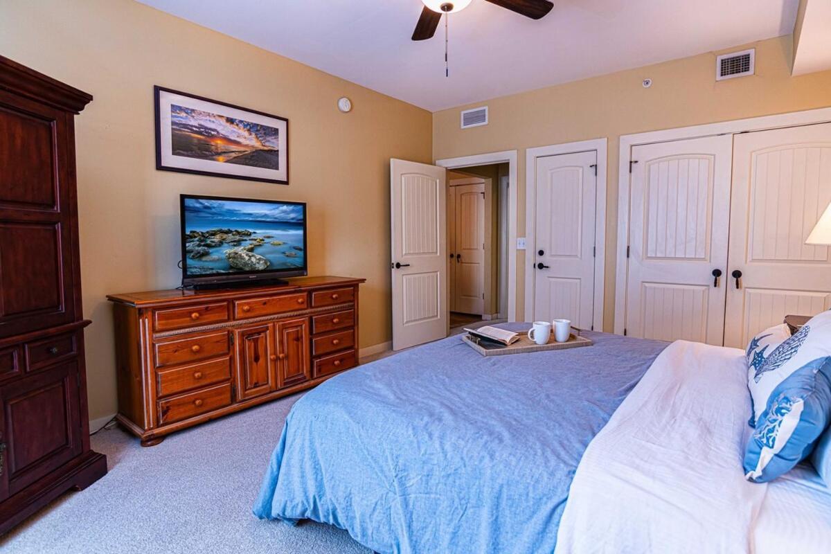 Peaceful 2 Bedroom 2 Ba Ground Floor W Bbq And Fenced Courtyard *