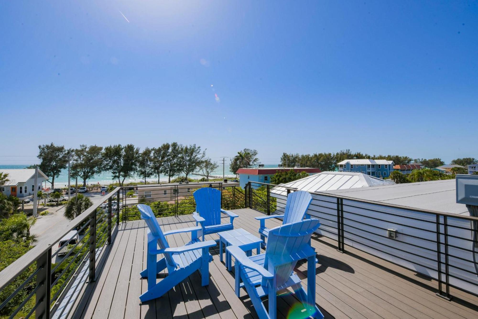 Holiday home Crystal Waves Oasis