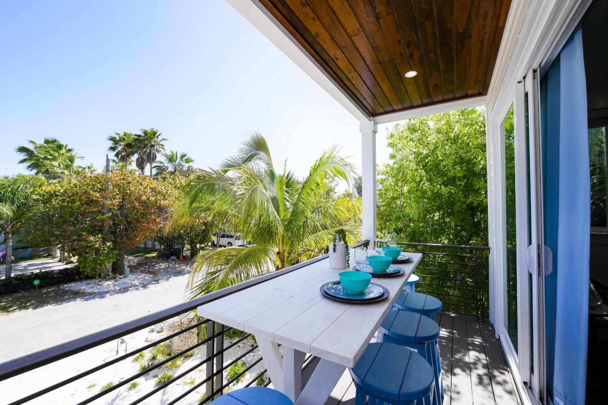 Holiday home Crystal Waves Oasis *