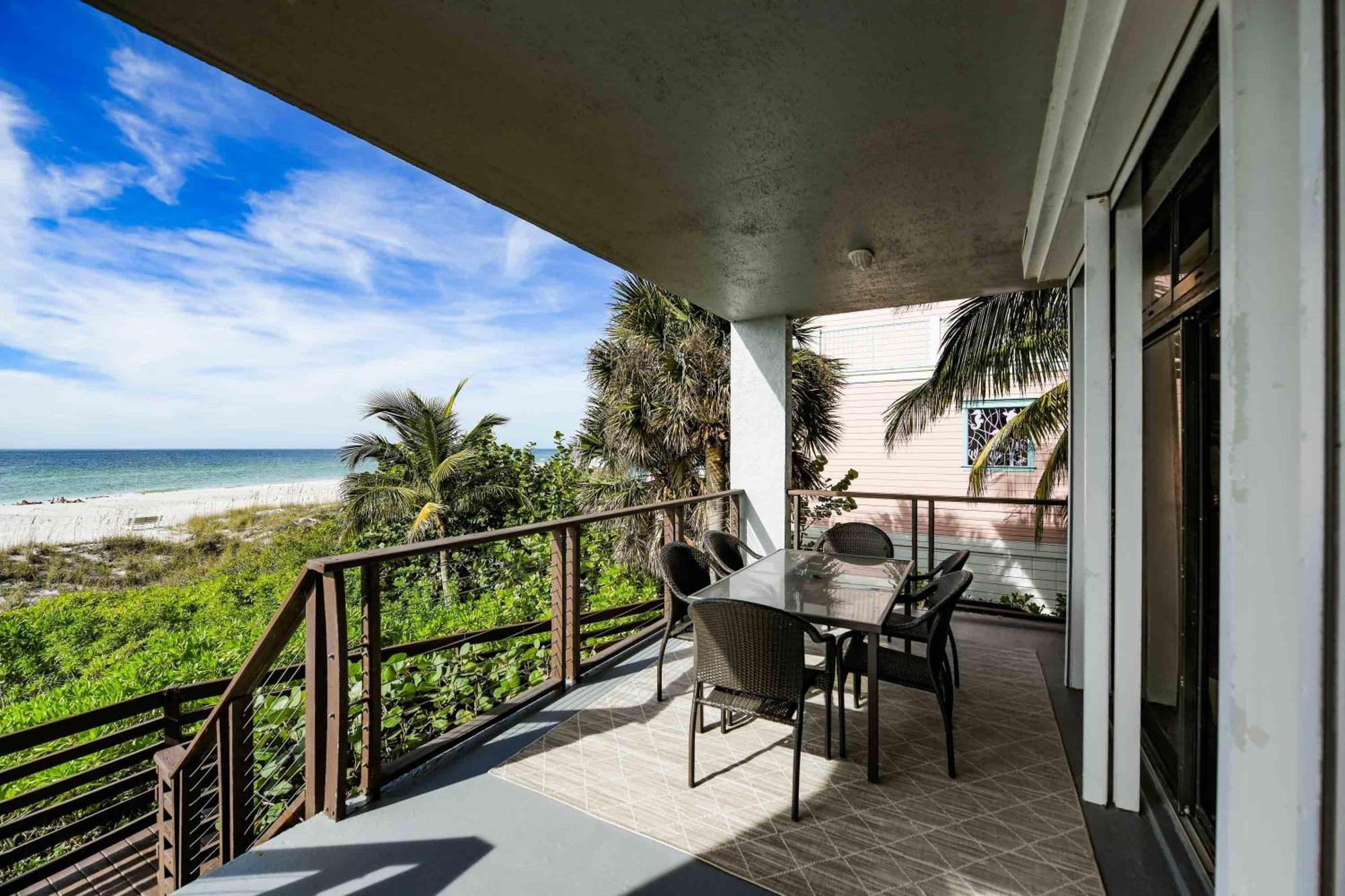 The Beach Front Holiday home *