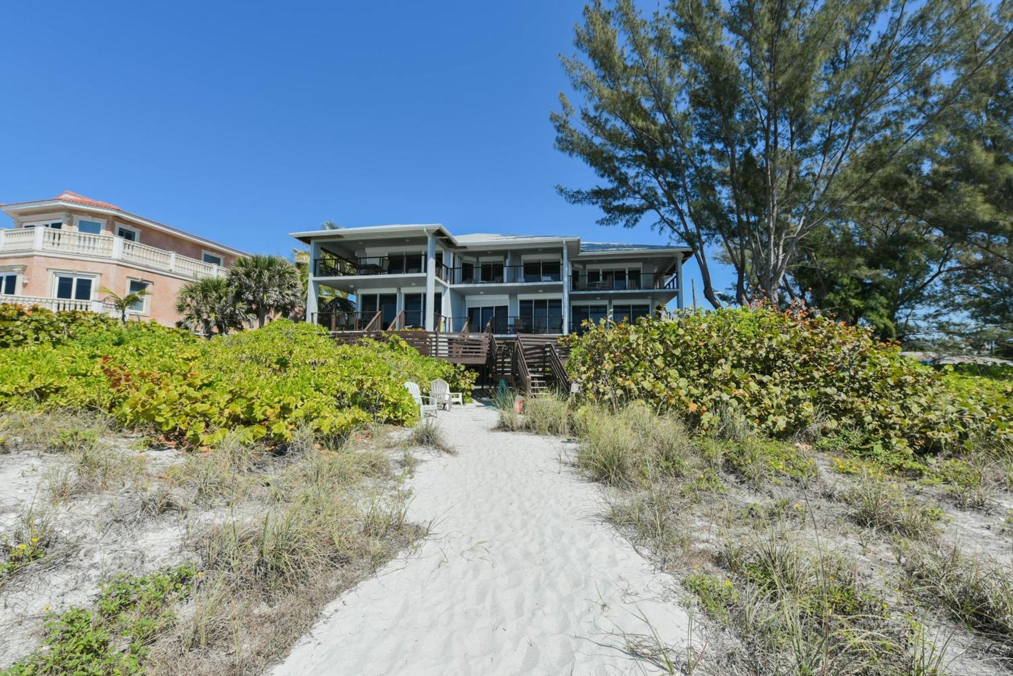 The Beach Front * Holmes Beach