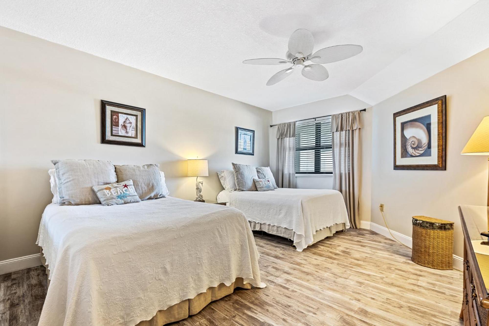 Apartment Luxury Oceanfront - Stunning Views & Private Balcony - Ebb Tide 305 *