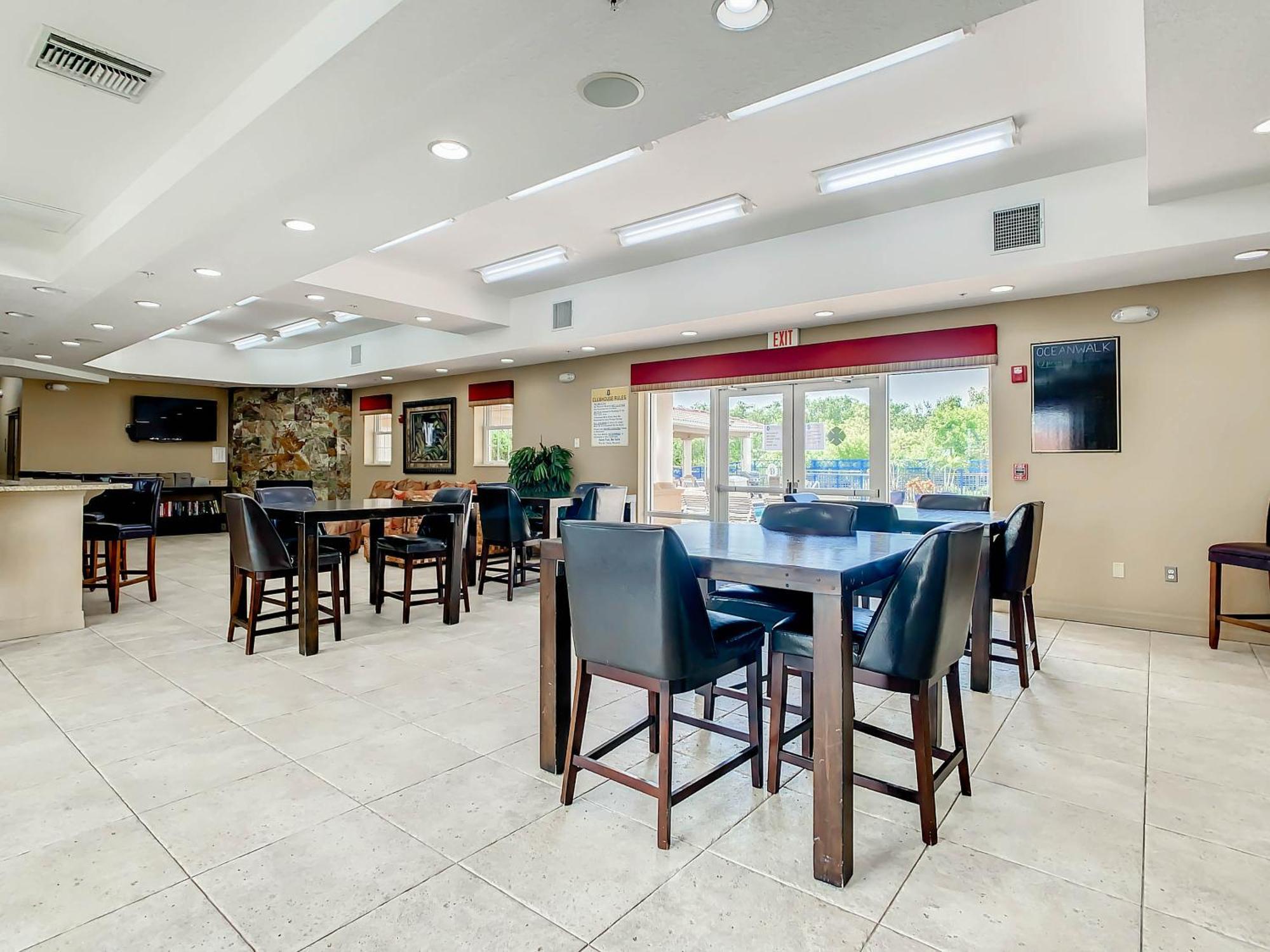 Apartment Quiet Get-away! Close To Amenites & Access Ow15-306 *