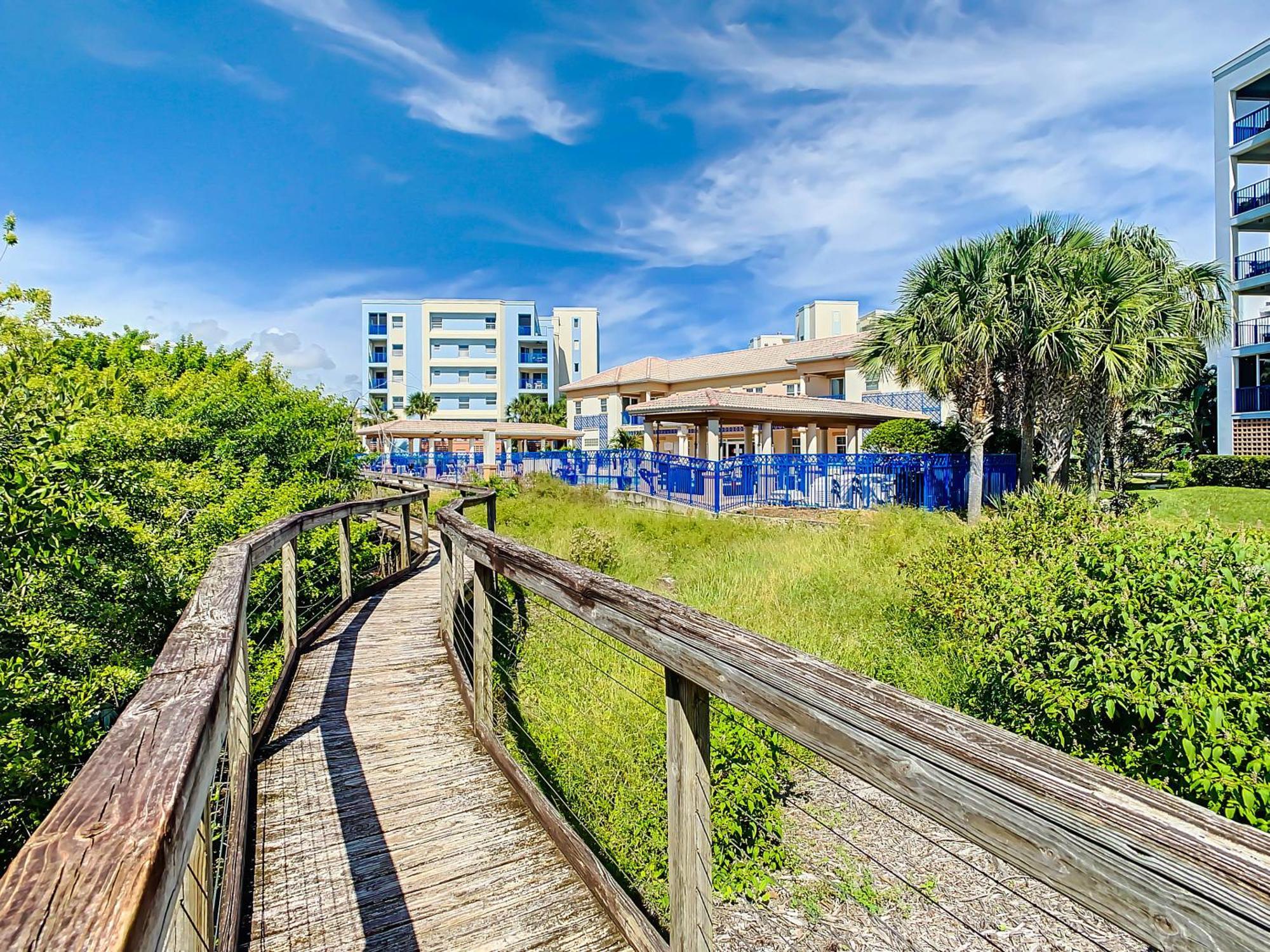 Apartment Quiet Get-away! Close To Amenites & Access Ow15-306 *
