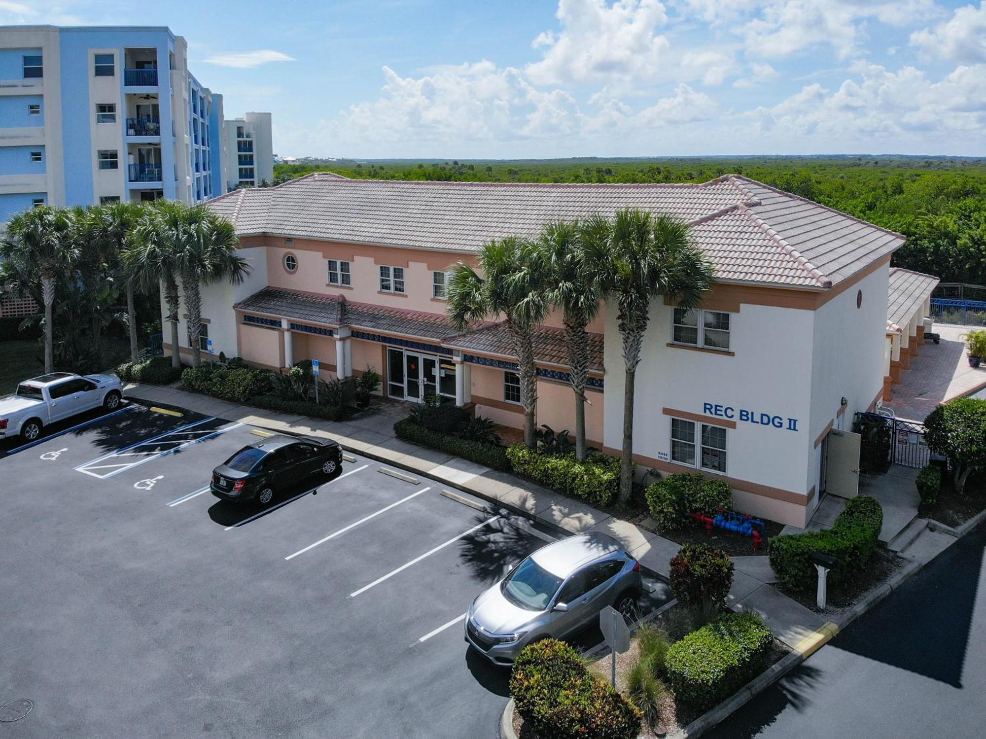 Quiet Get-away! Close To Amenites & Access Ow15-306 Apartment