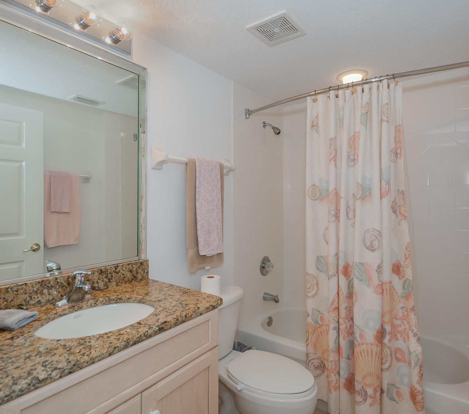 Quiet Get-away! Close To Amenites & Access Ow15-306