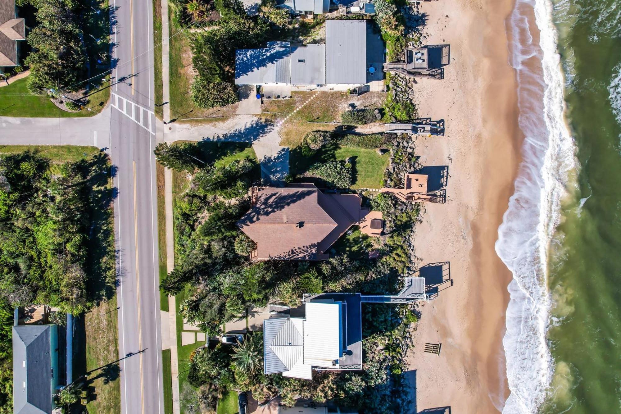 Timeless Tides - Oceanfront Retreat! Amazing Deck & Hot Tub On Car Free 5807s * New Smyrna Beach