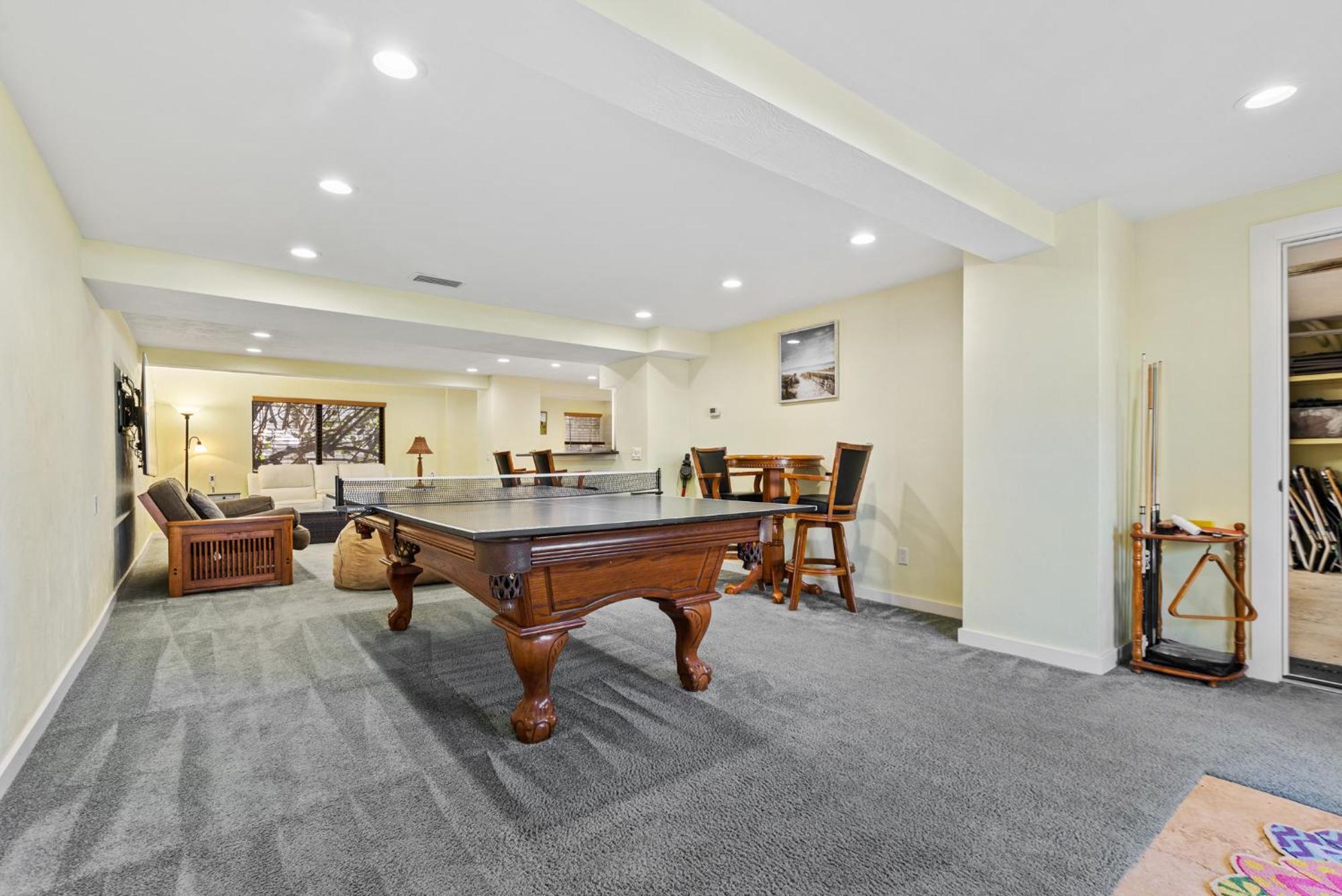Timeless Tides - Oceanfront Retreat! Amazing Deck & Hot Tub On Car Free 5807s Holiday home