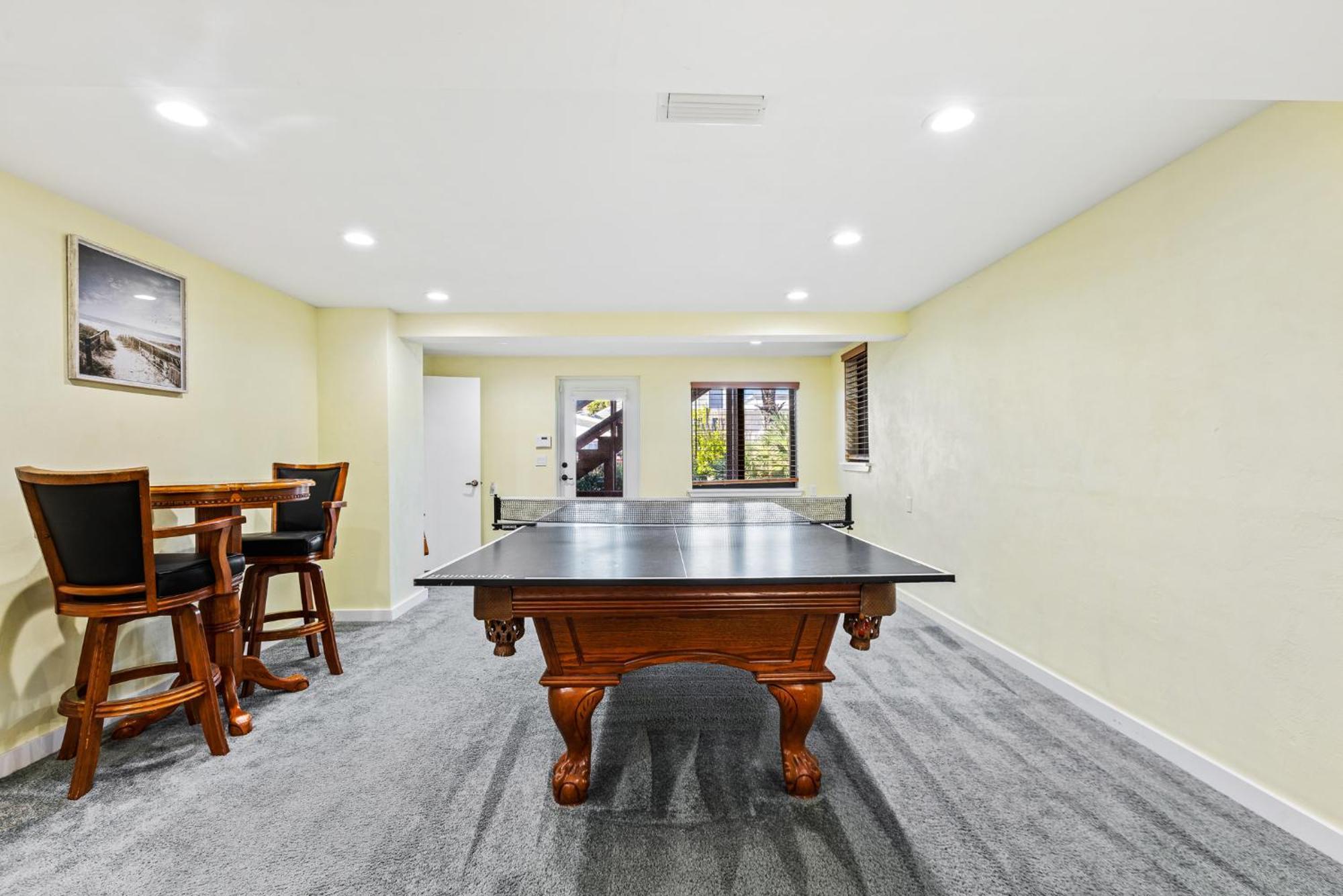 Timeless Tides - Oceanfront Retreat! Amazing Deck & Hot Tub On Car Free 5807s Holiday home *