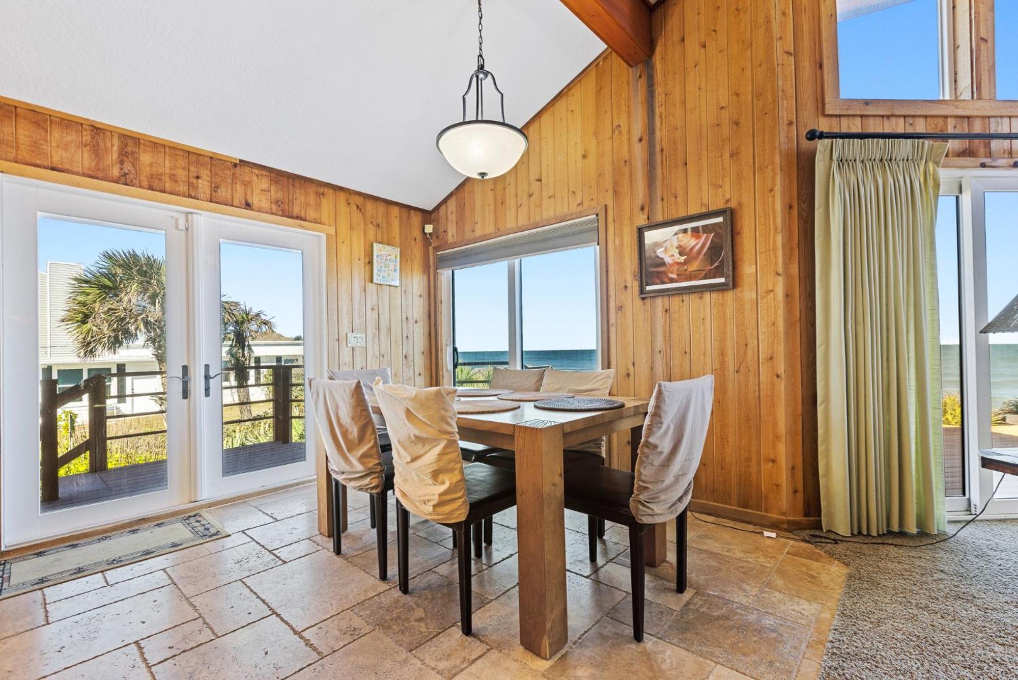 Holiday home Timeless Tides - Oceanfront Retreat! Amazing Deck & Hot Tub On Car Free 5807s New Smyrna Beach