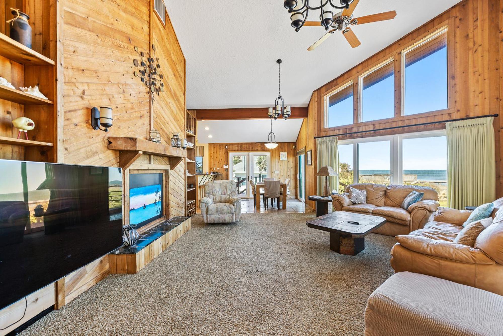 Timeless Tides - Oceanfront Retreat! Amazing Deck & Hot Tub On Car Free 5807s