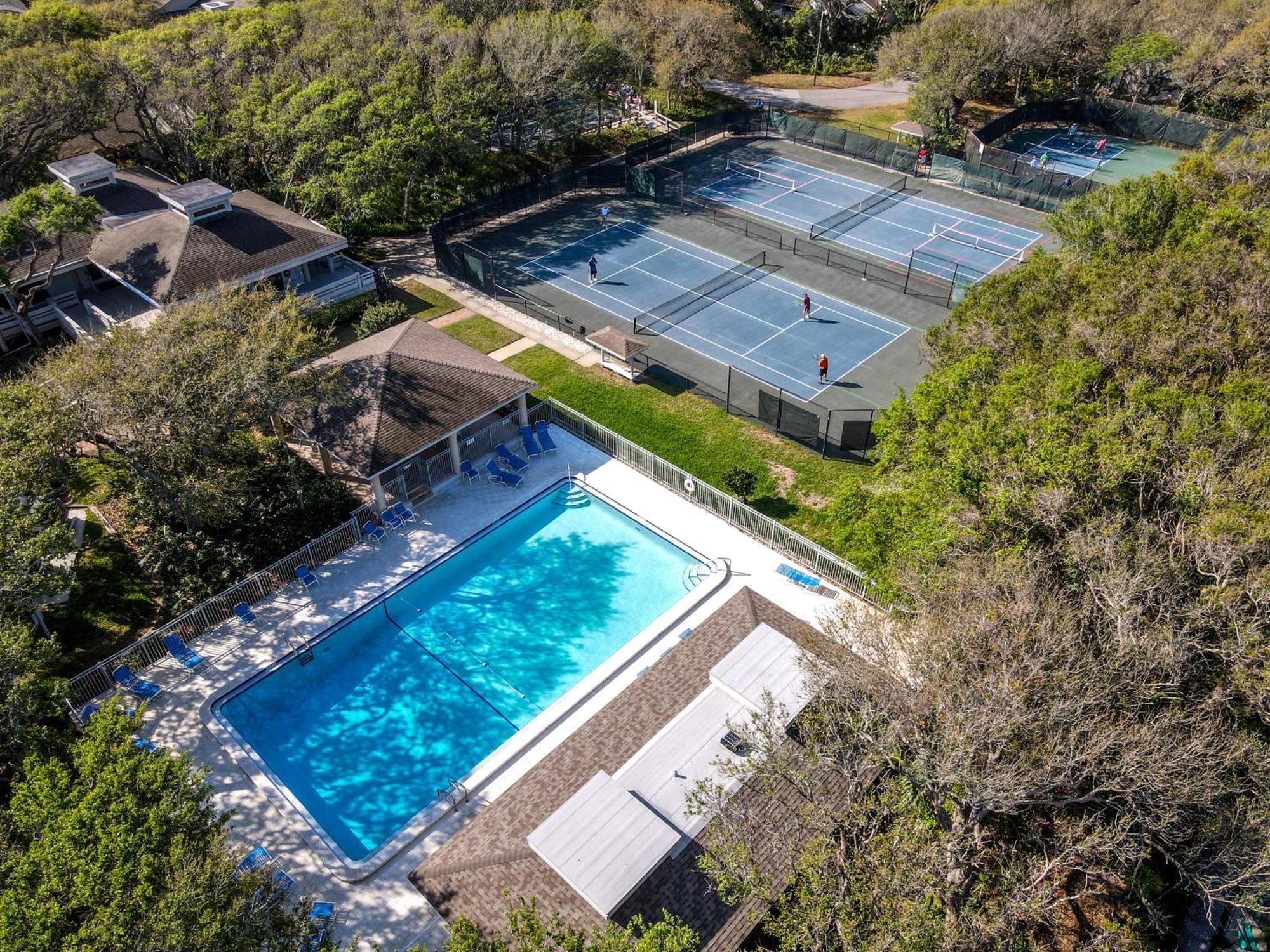 Tastefully Decorated Sea Woods Veranda Close To Pool & Fitness - Sv162