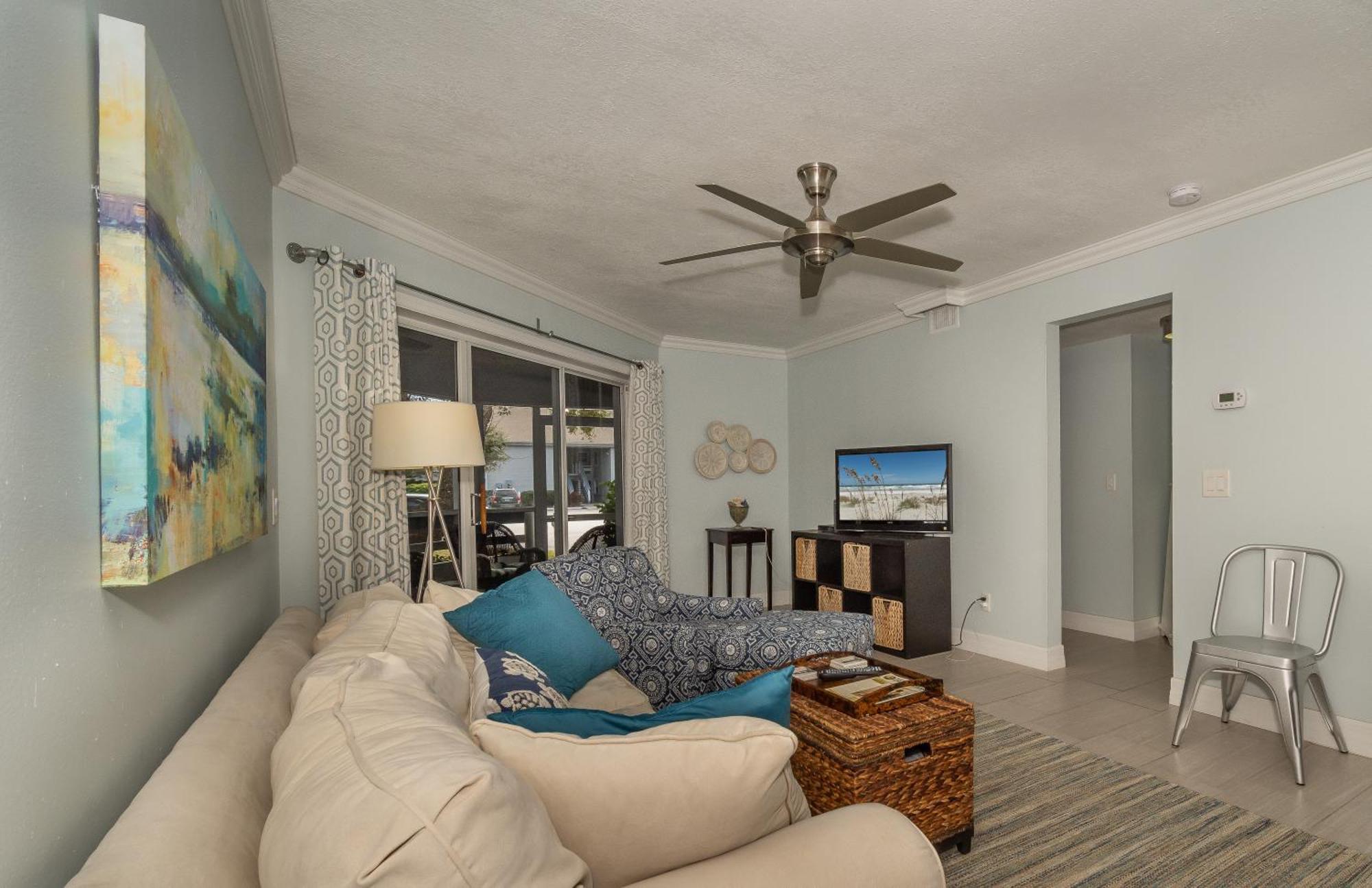 Tastefully Decorated Sea Woods Veranda Close To Pool & Fitness - Sv162 Holiday home *