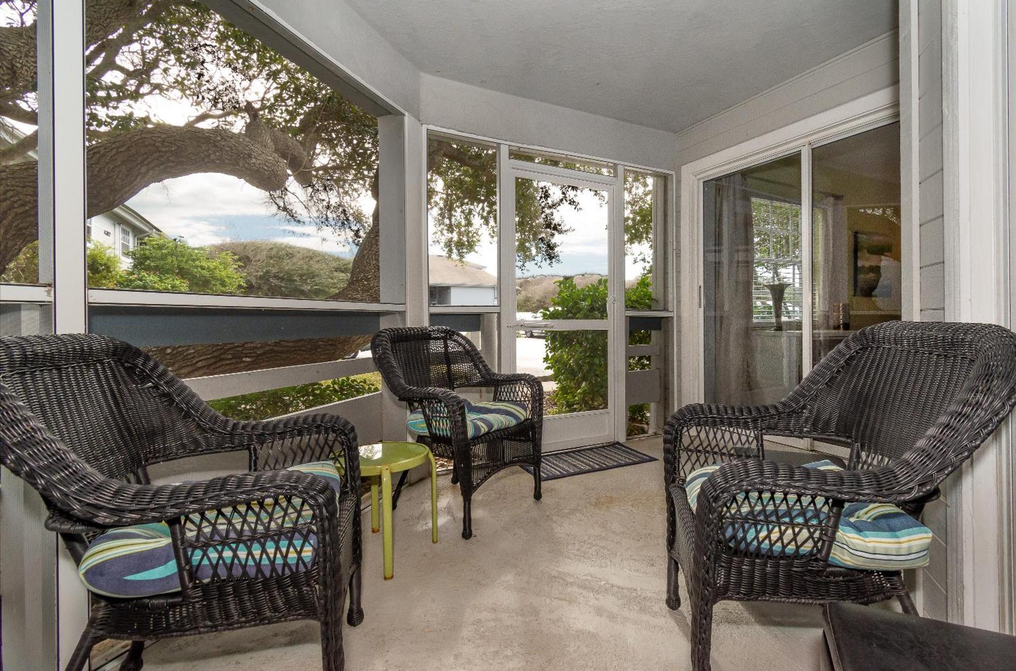 Tastefully Decorated Sea Woods Veranda Close To Pool & Fitness - Sv162 New Smyrna Beach